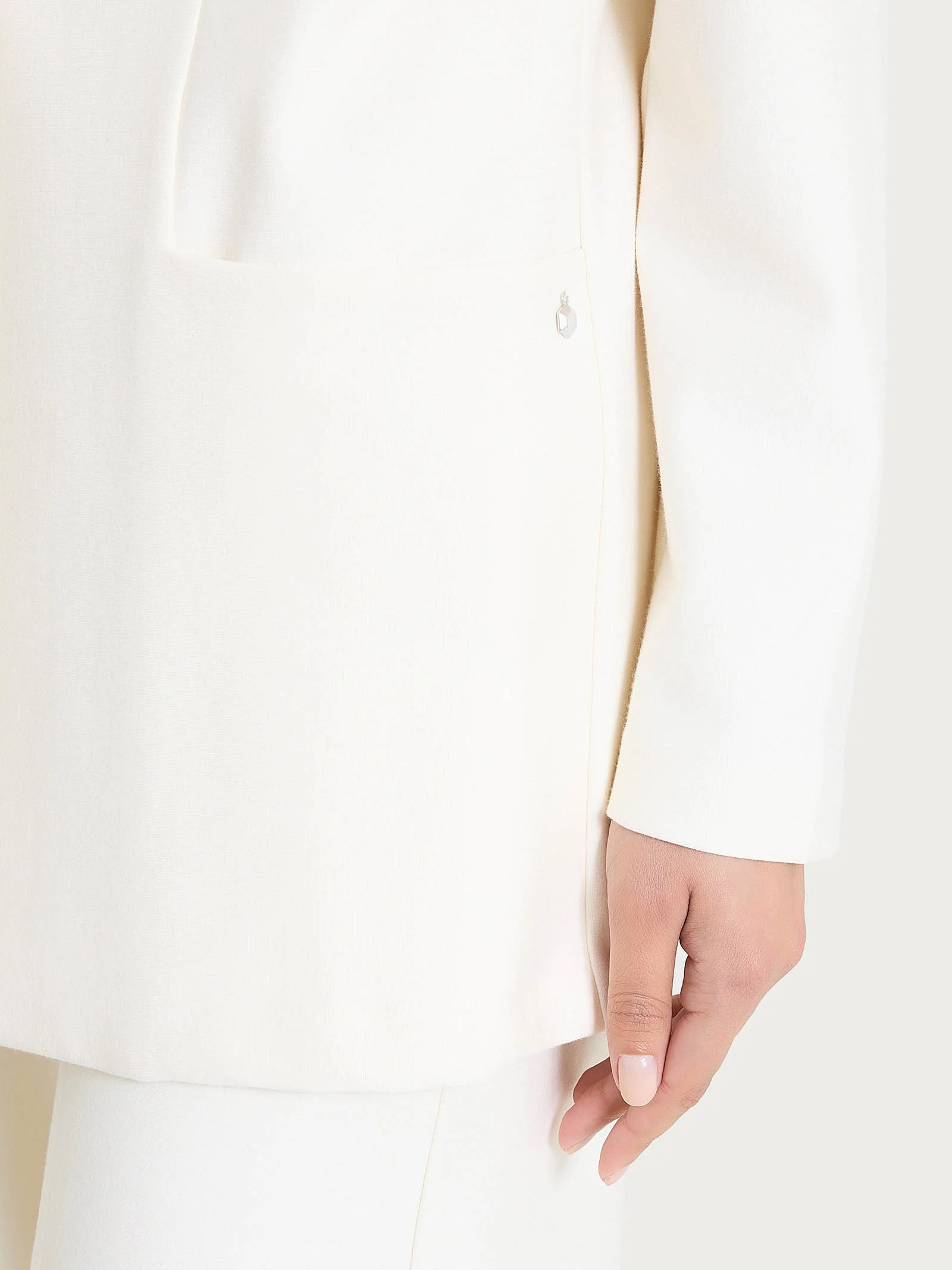 Blazer over con rever a lancia in Compact - Avorio - Image 3