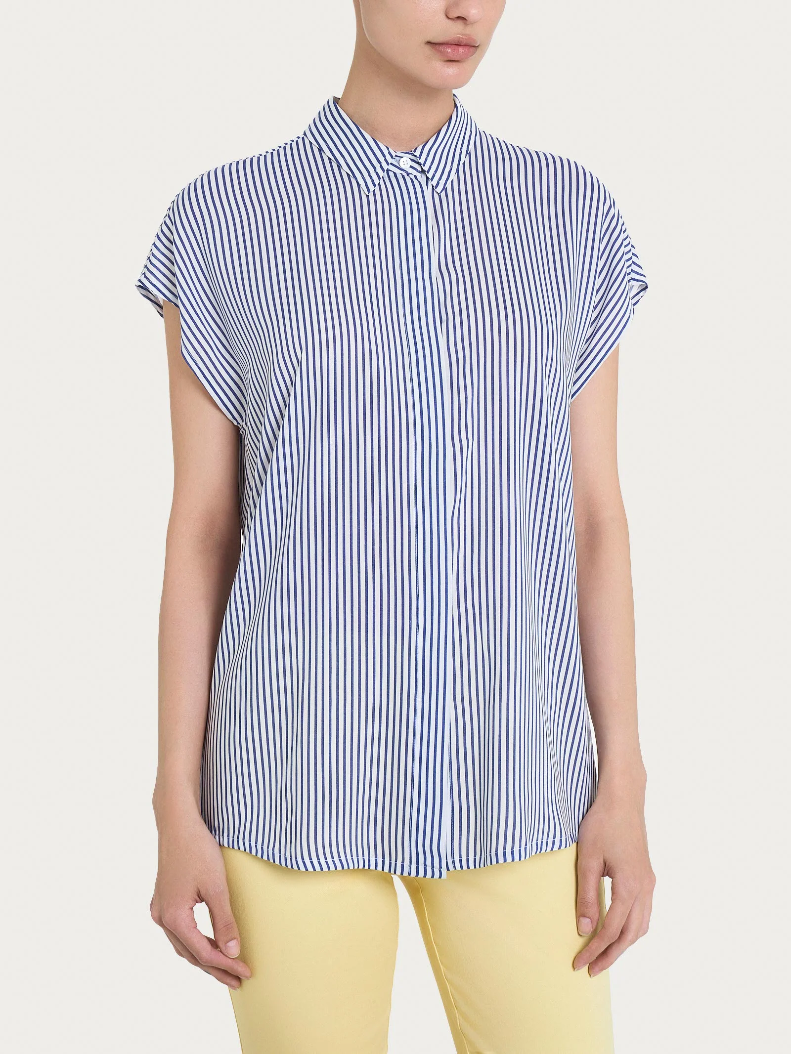 Camicia con stripes e manica corta a kimono in Ecoseta - Fant.White