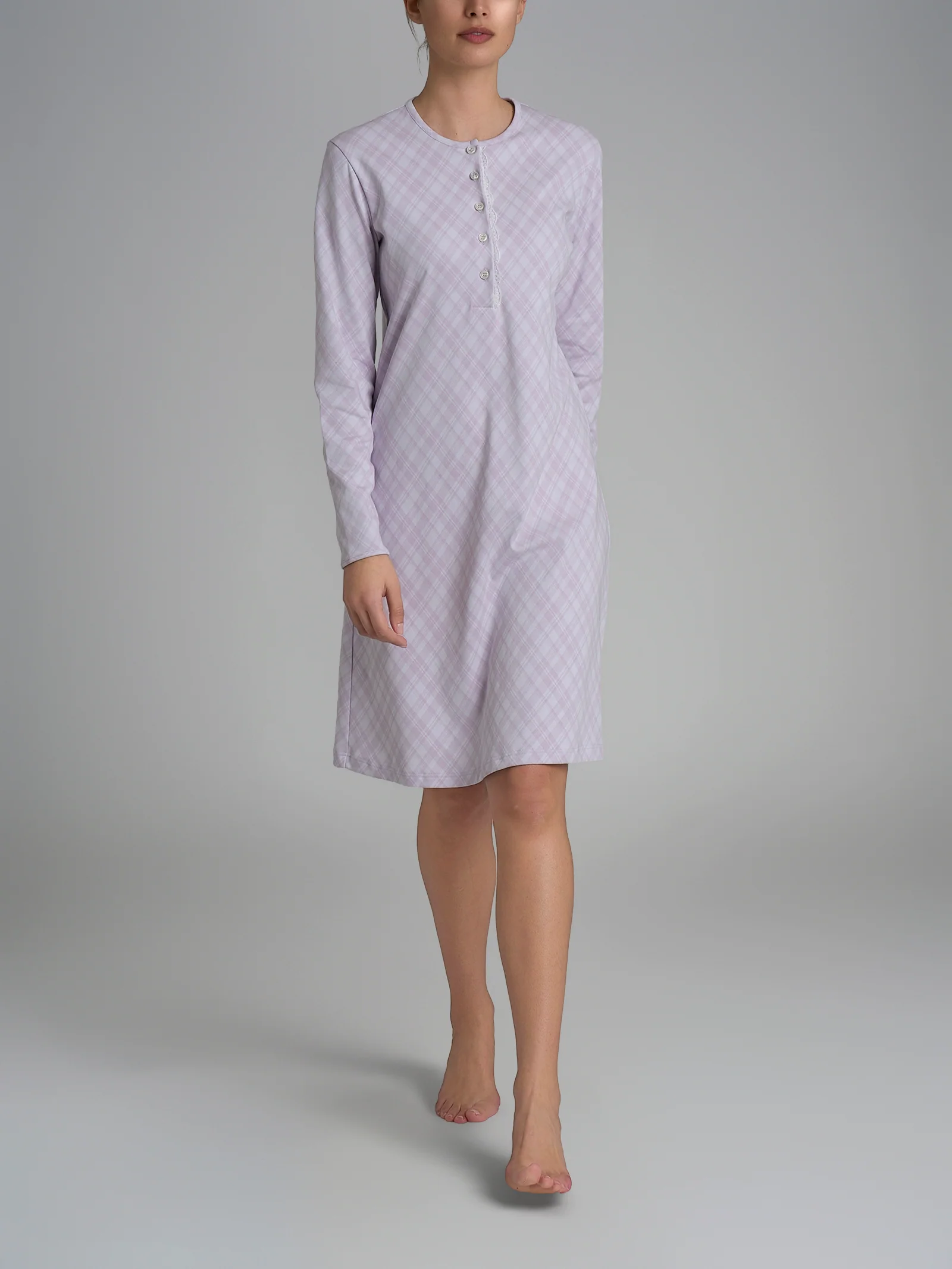 Camicia da notte con pizzo in Interlock di cotone 40-54 - Fant. Lavender Blue