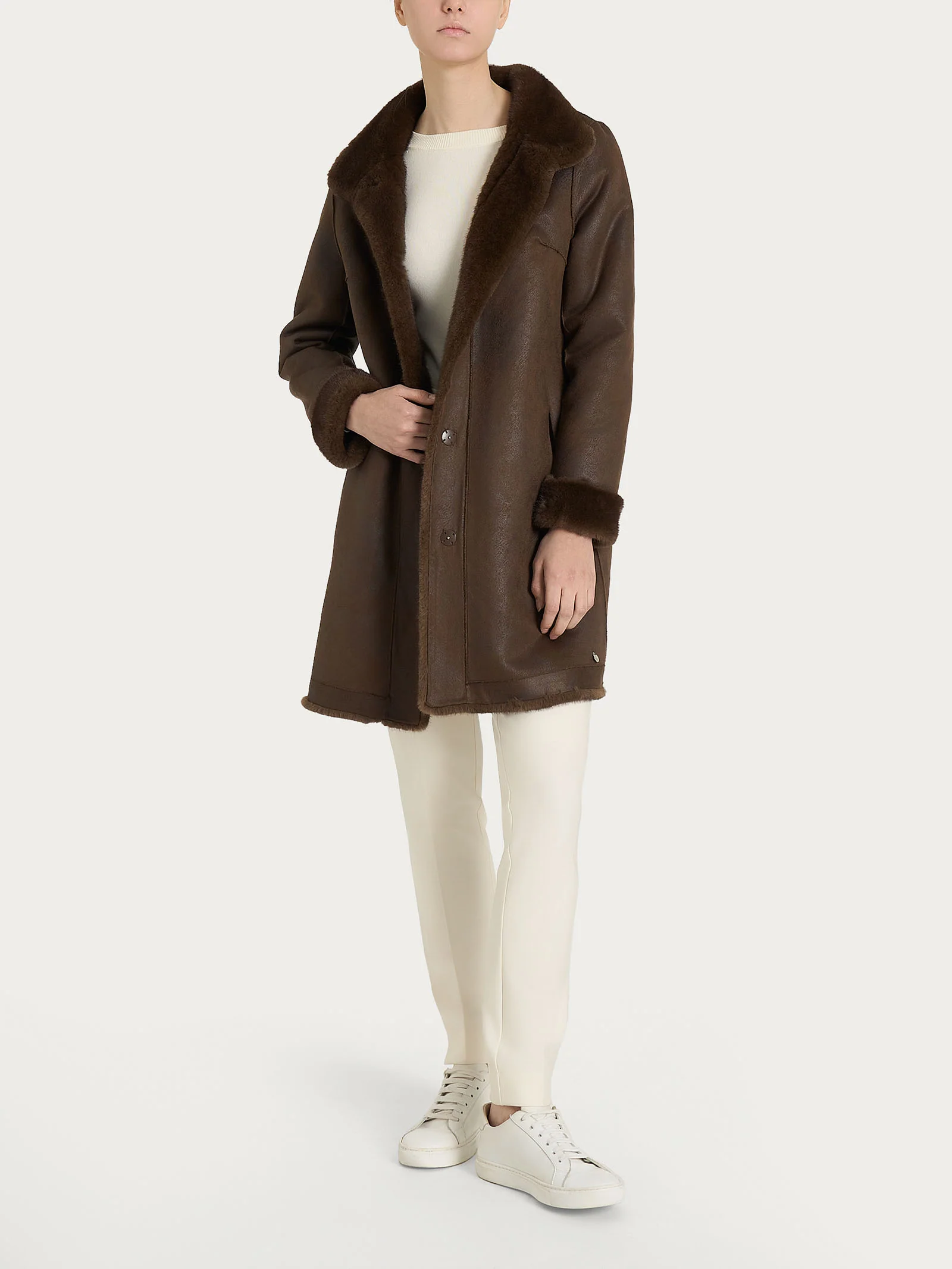 Cappotto double-face in Vegan Fur - Chocolate Torte - Image 7