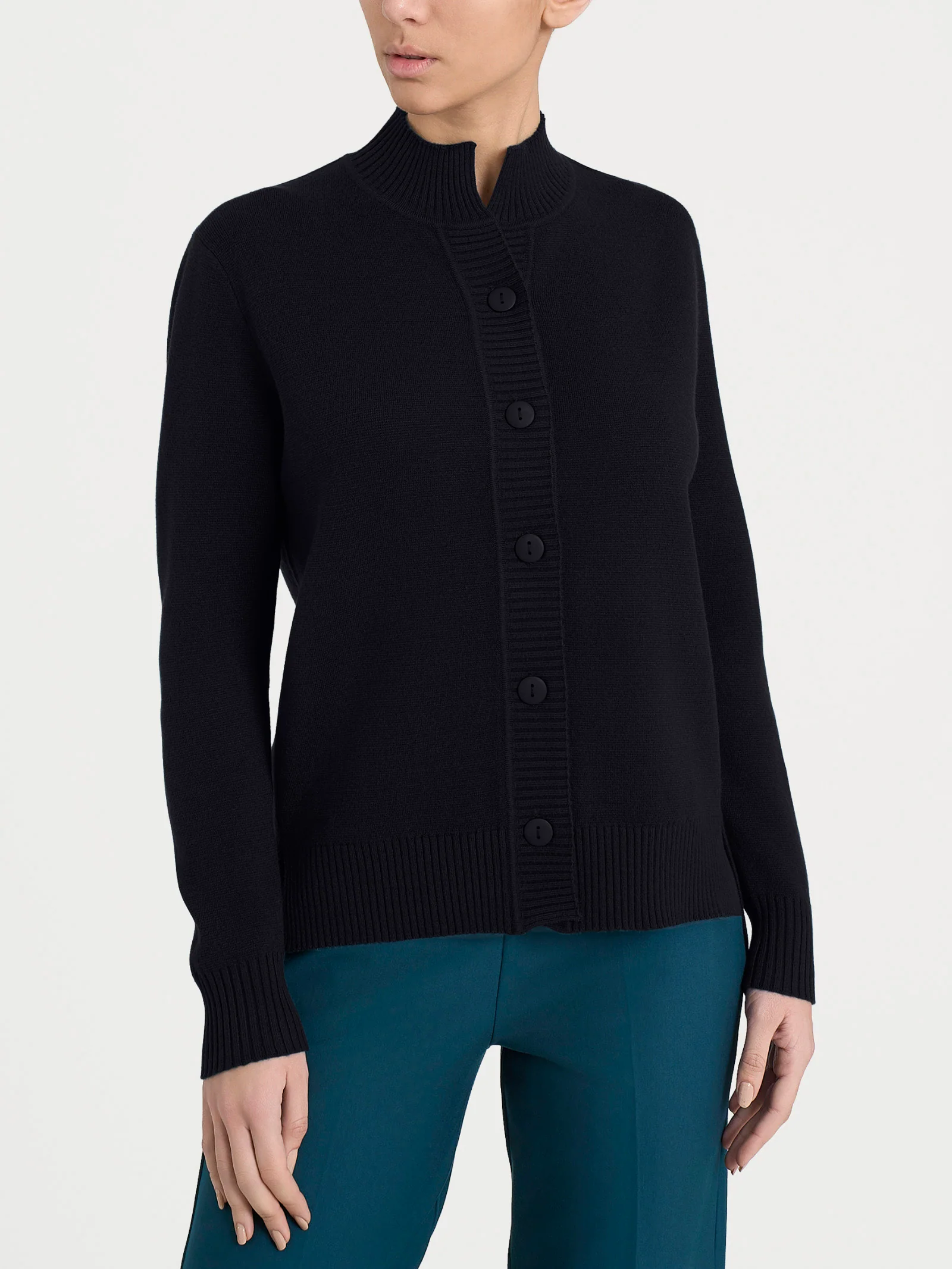 Cardigan asimmetrico con collo alto in Super Soft - Nero