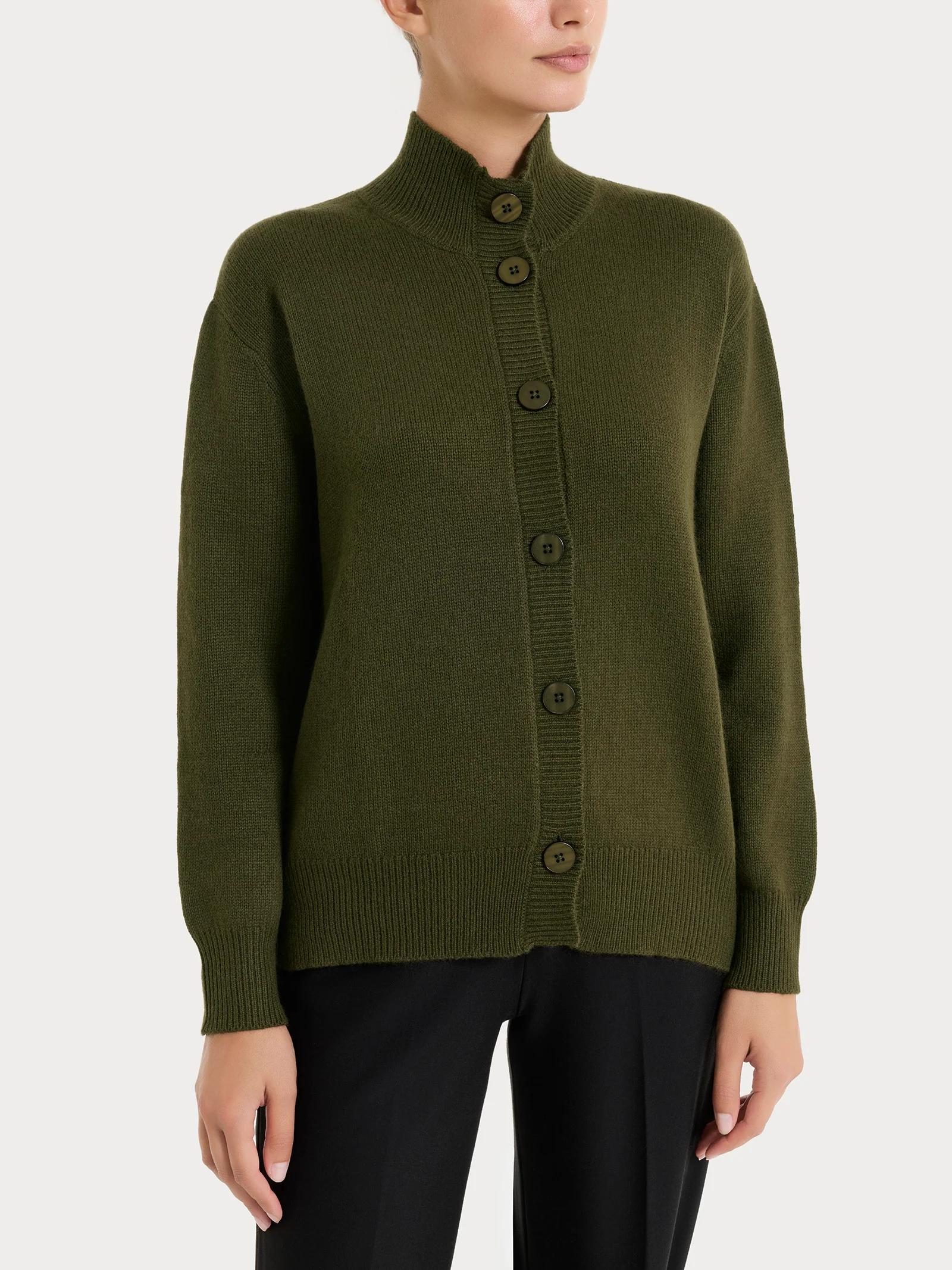 Cardigan con collo alto in Natural Soft - Dark Olive - Image 5