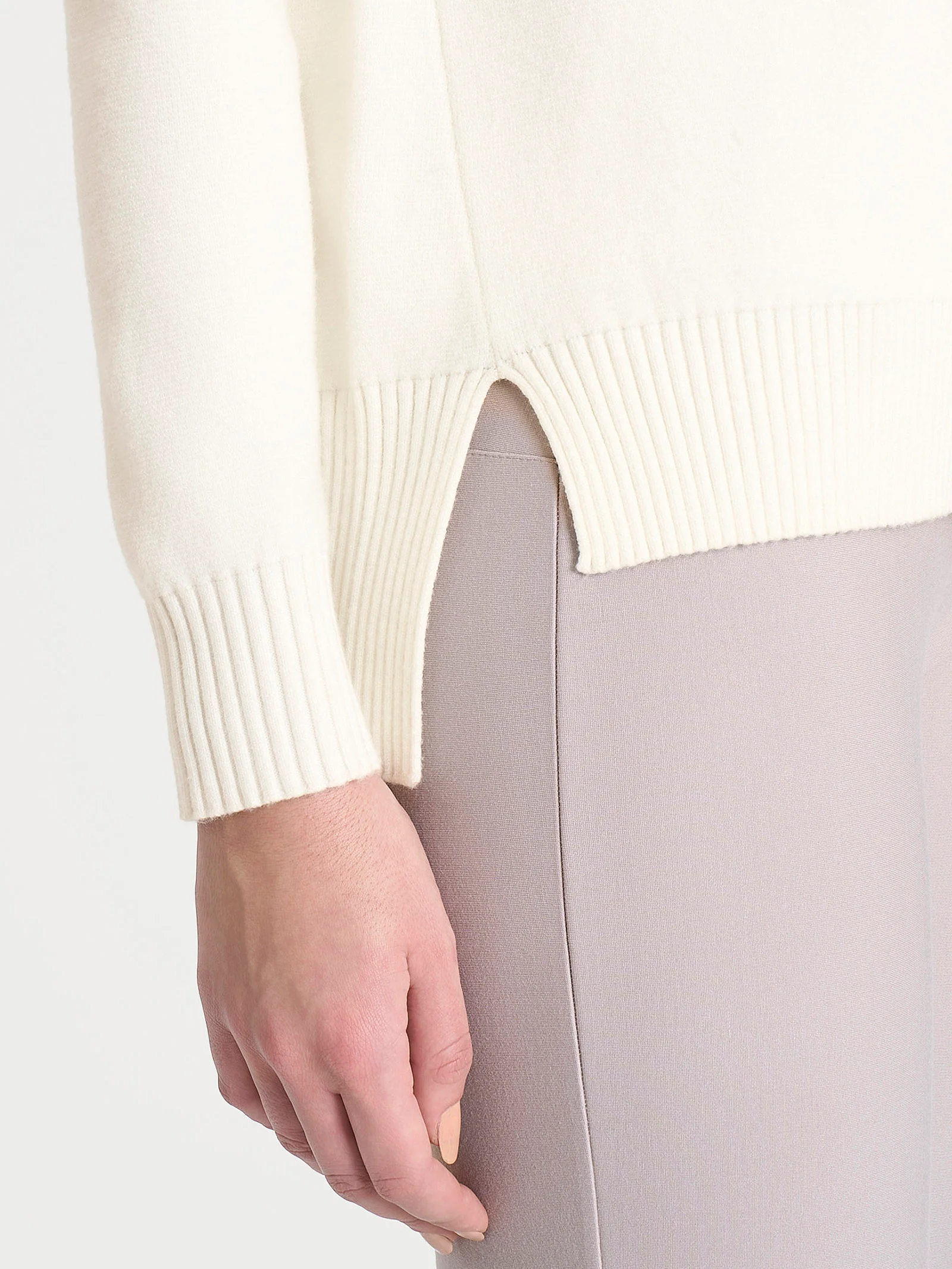 Dolcevita asimmetrico in Super Soft - Orchid Petal - Image 3