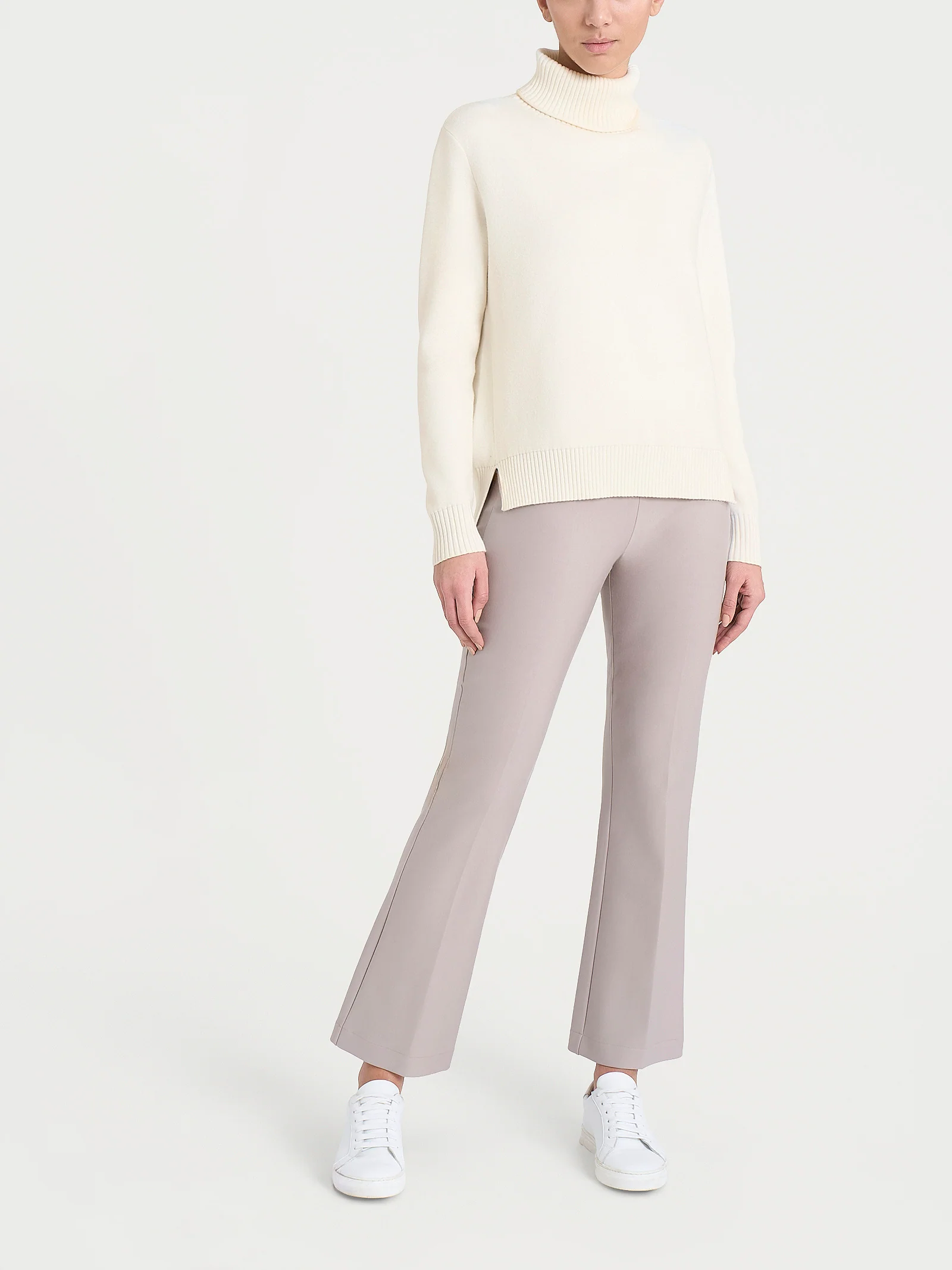 Dolcevita asimmetrico in Super Soft - Sphagnum - Image 4