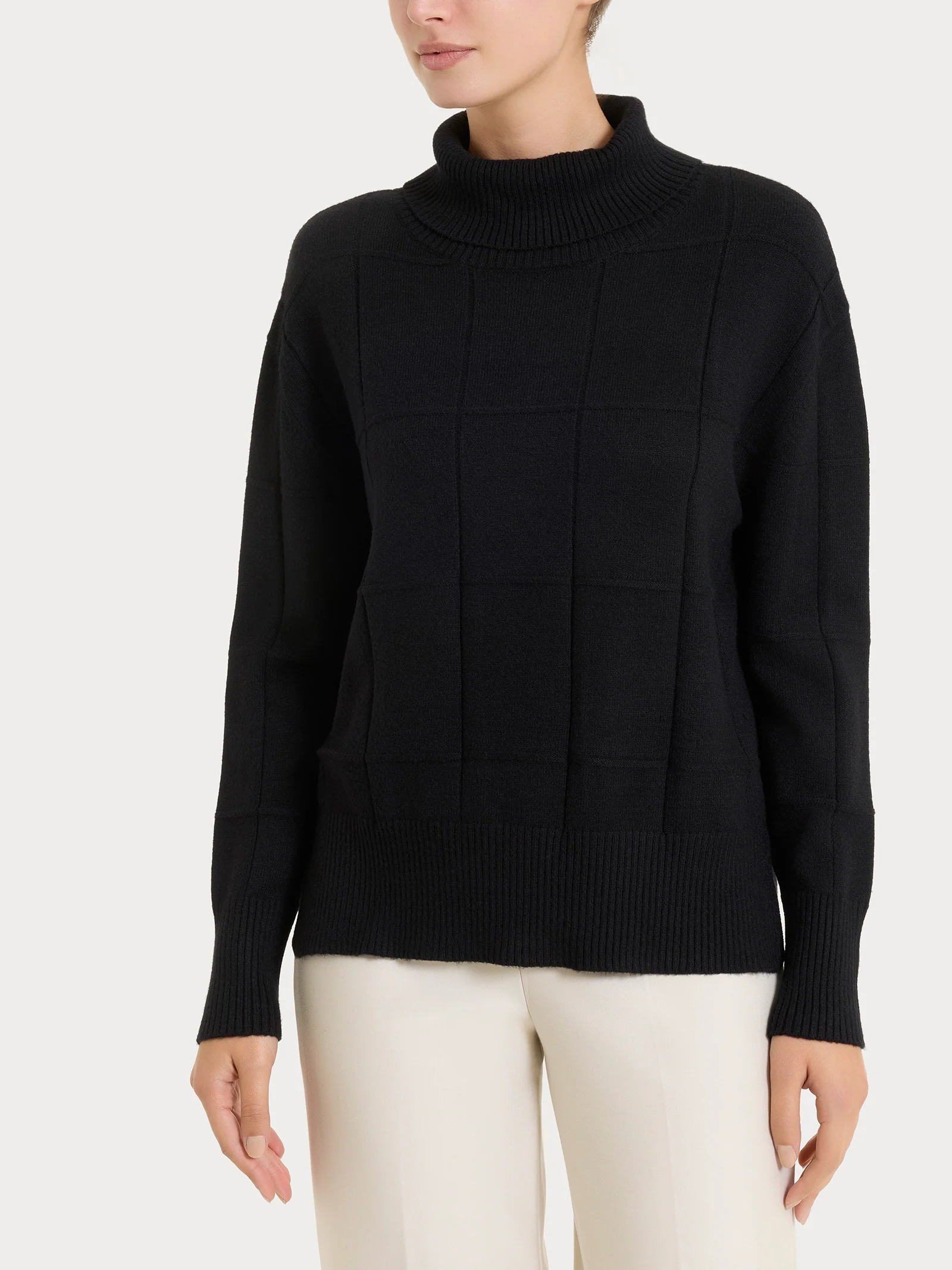Dolcevita con fantasia check in Super Soft - Nero