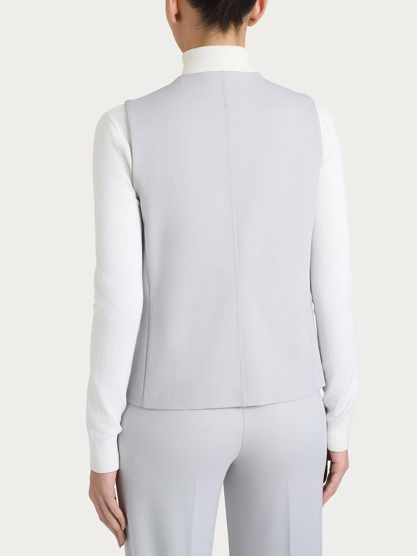 Gilet con quattro bottoni in Cashmere Compact - Ghiaia Mel. - Image 2