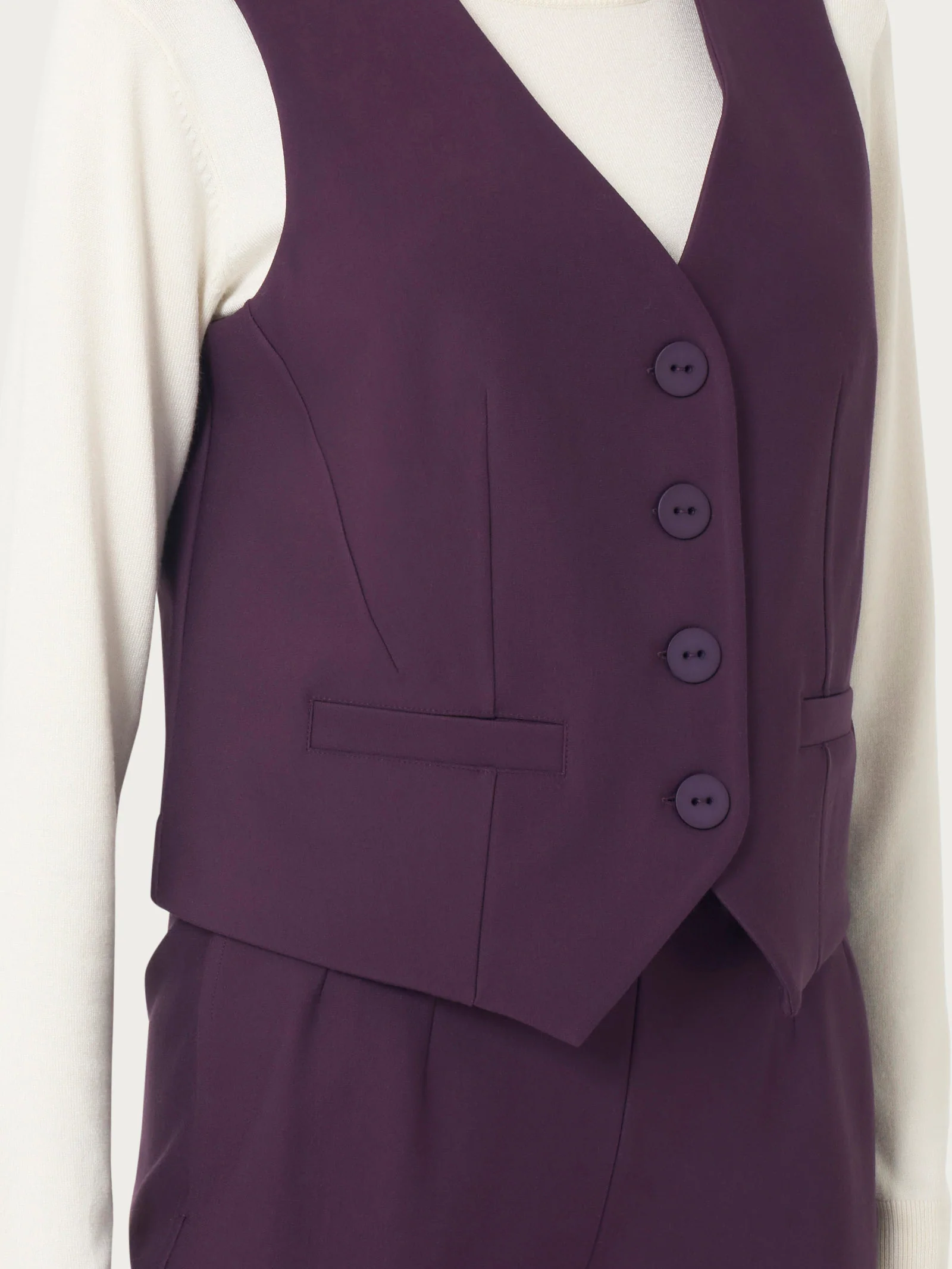 Gilet con quattro bottoni in Compact - Plum Perfect - Image 3