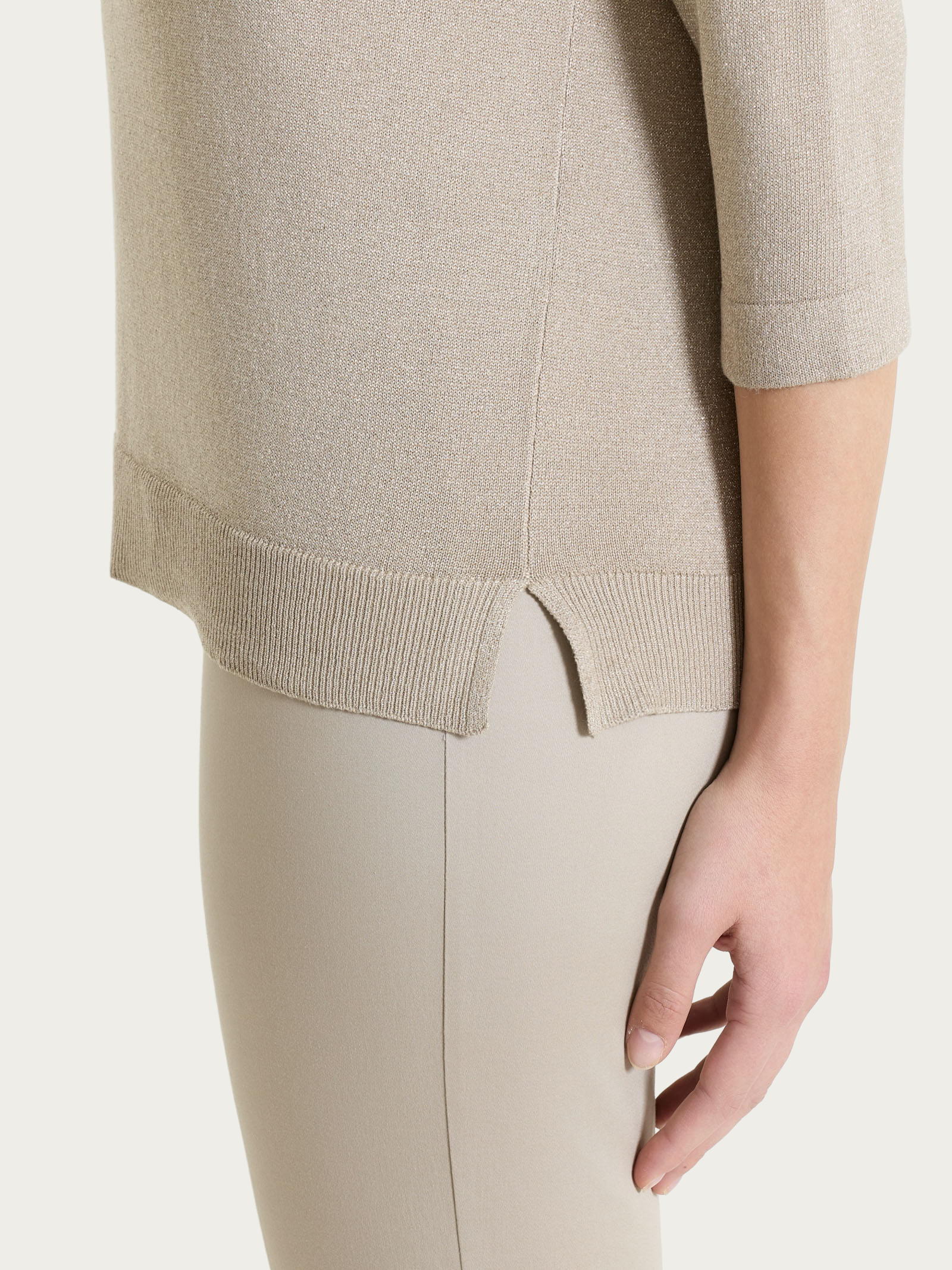 Maglia con scollo a barchetta in Lurex Summertime - Crockery - Image 4