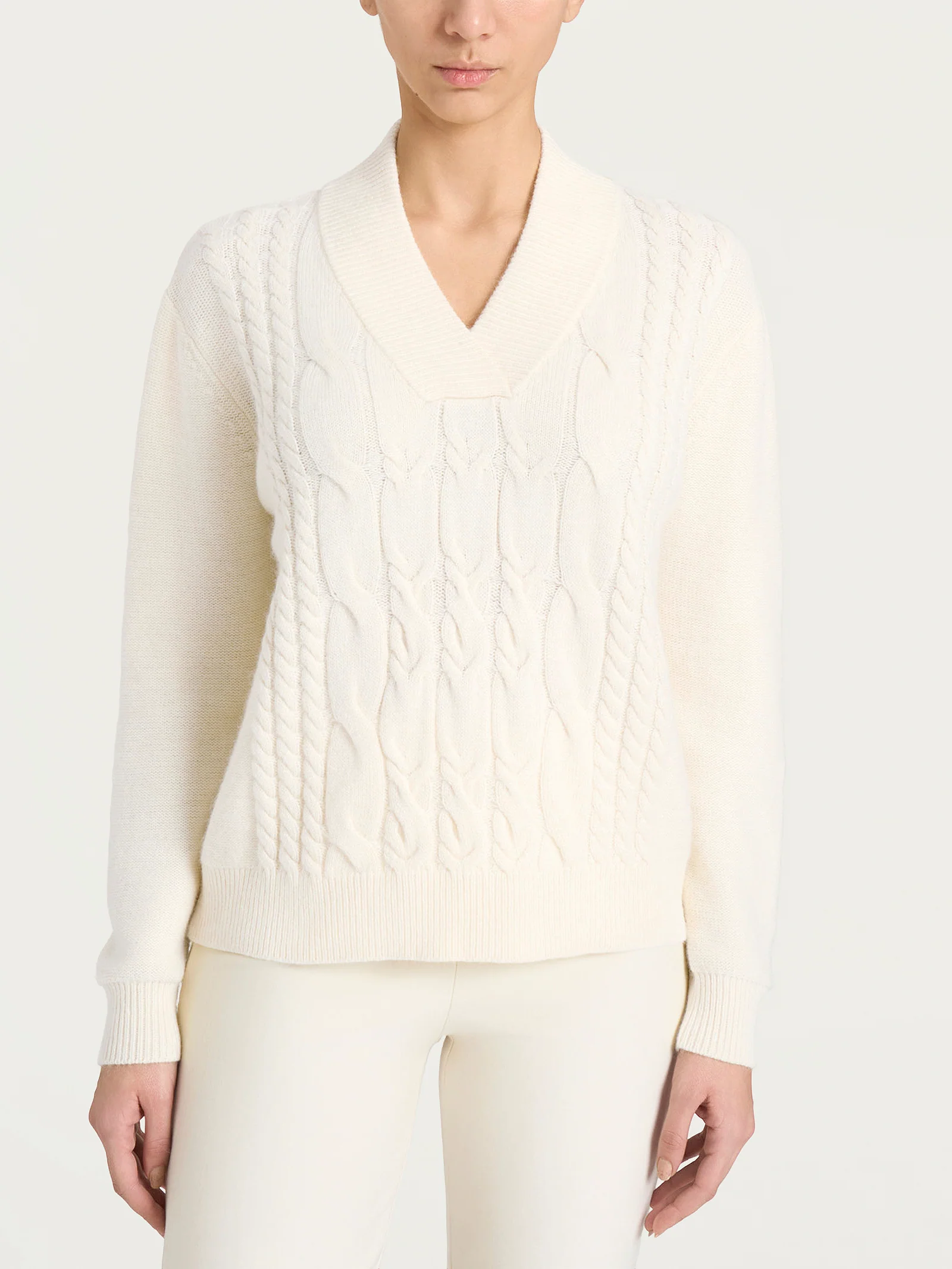 Maglia con scollo a V e trecce alternate in Natural Soft - Avorio - Image 5
