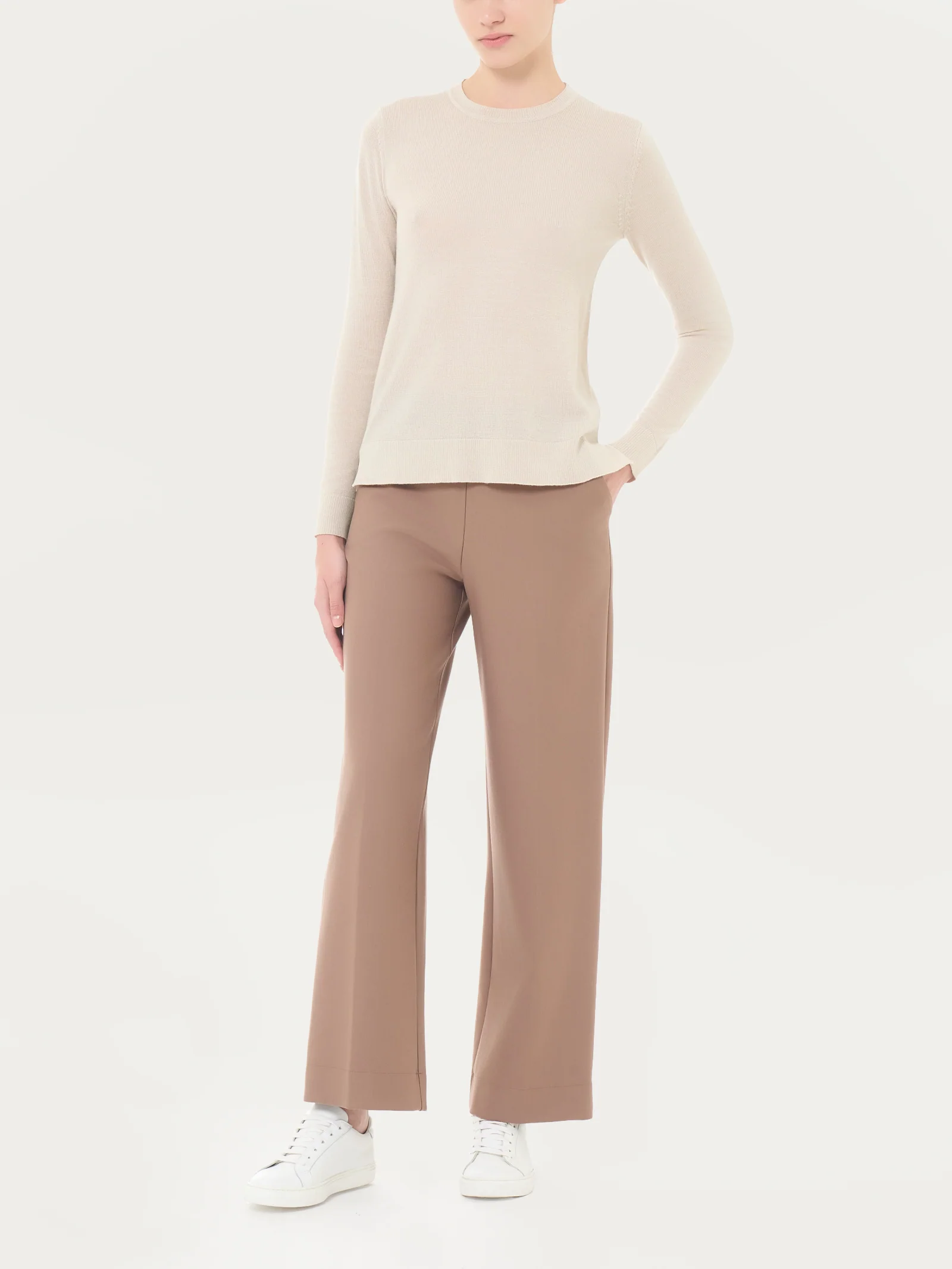 Maglia girocollo in Merino Soft - Weathered Teak - Image 4