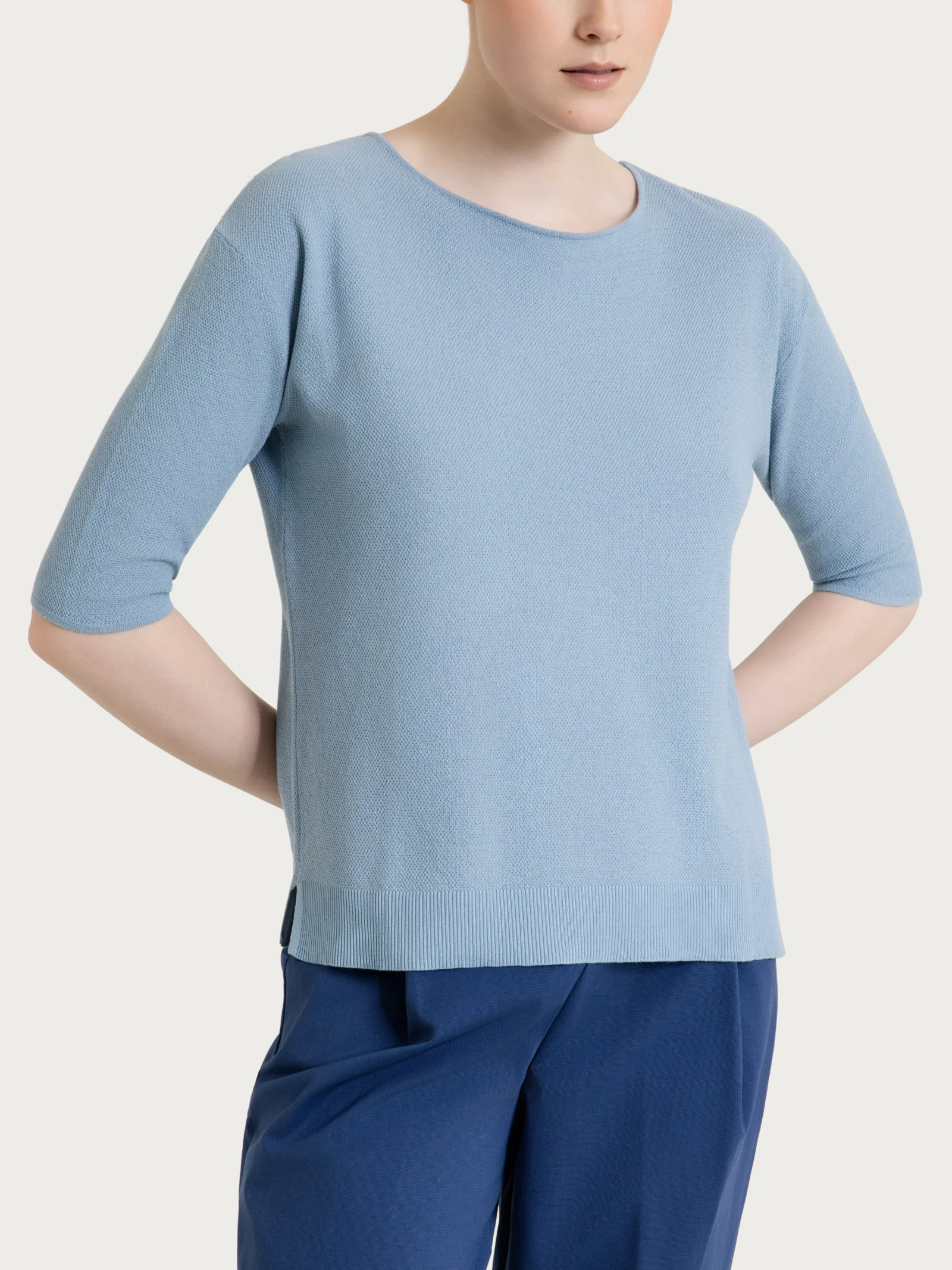 Maglia girocollo in punto piquet di puro cotone - Dusty Blue