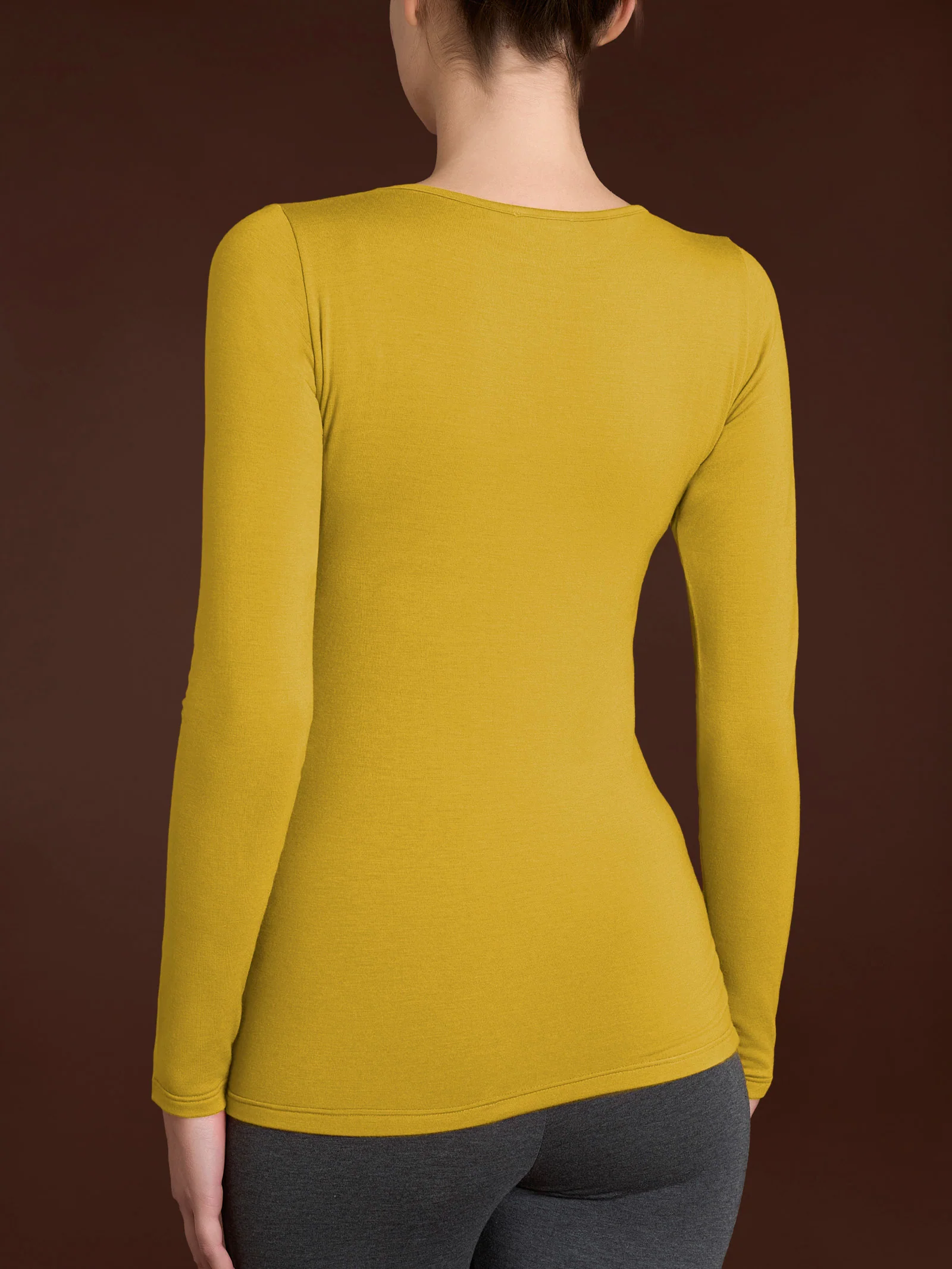 Maglietta con scollo a barchetta in Eco Viscosa - Oil Yellow - Image 2