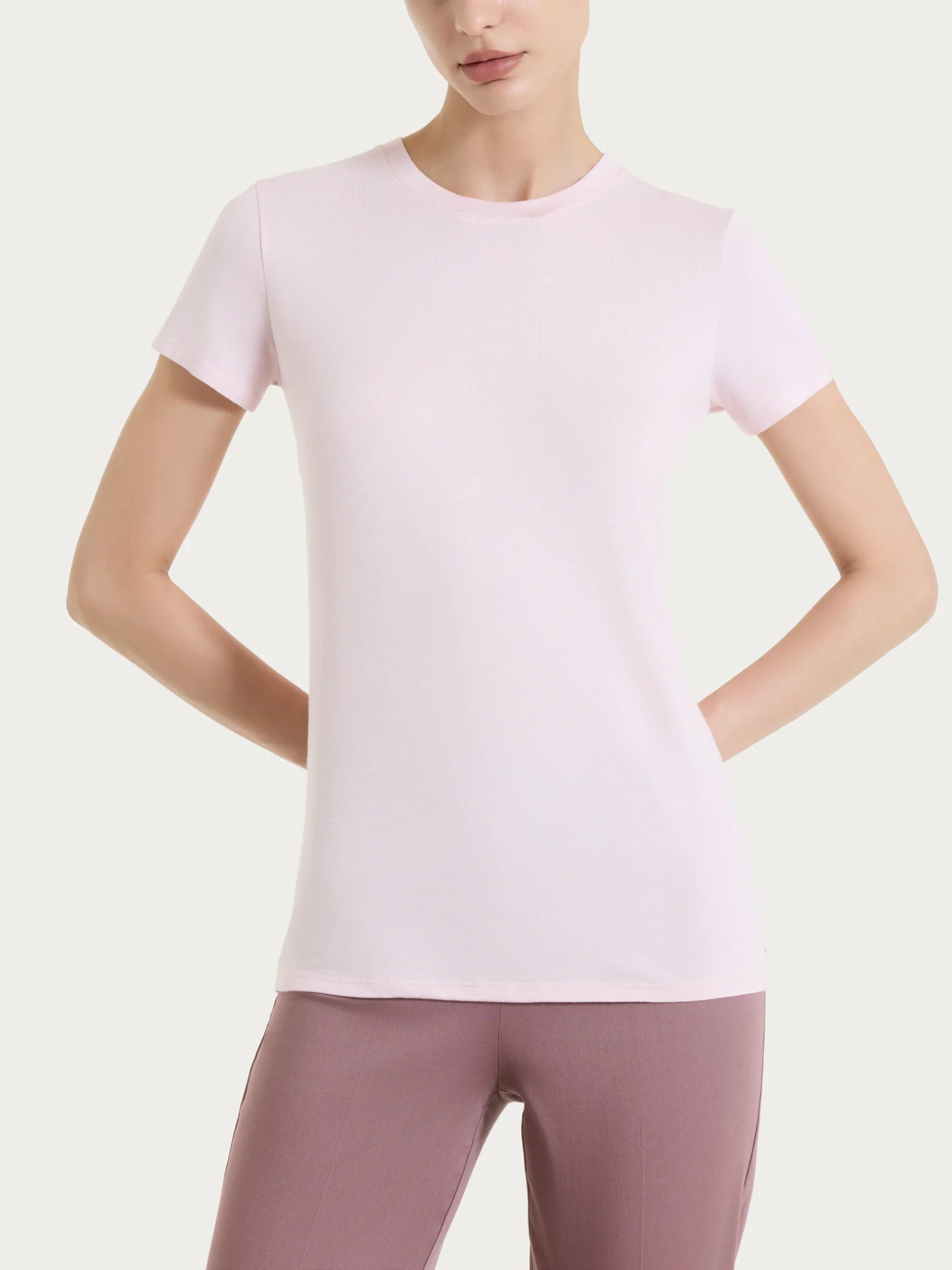 Maglietta girocollo chiuso in Ultralight - Pale Lilac