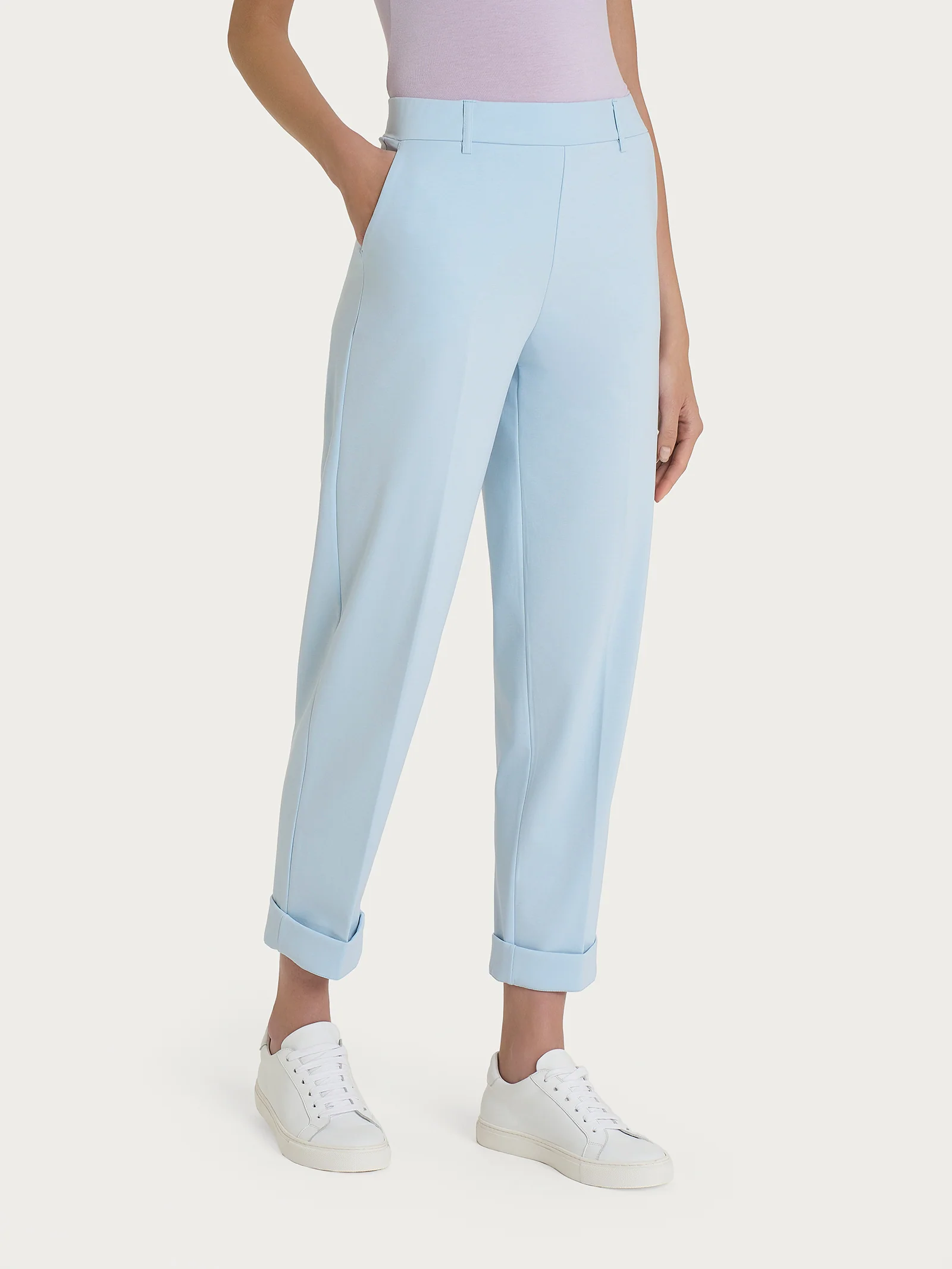 Pantalone a carota con tasche in Compact Light - Skyway