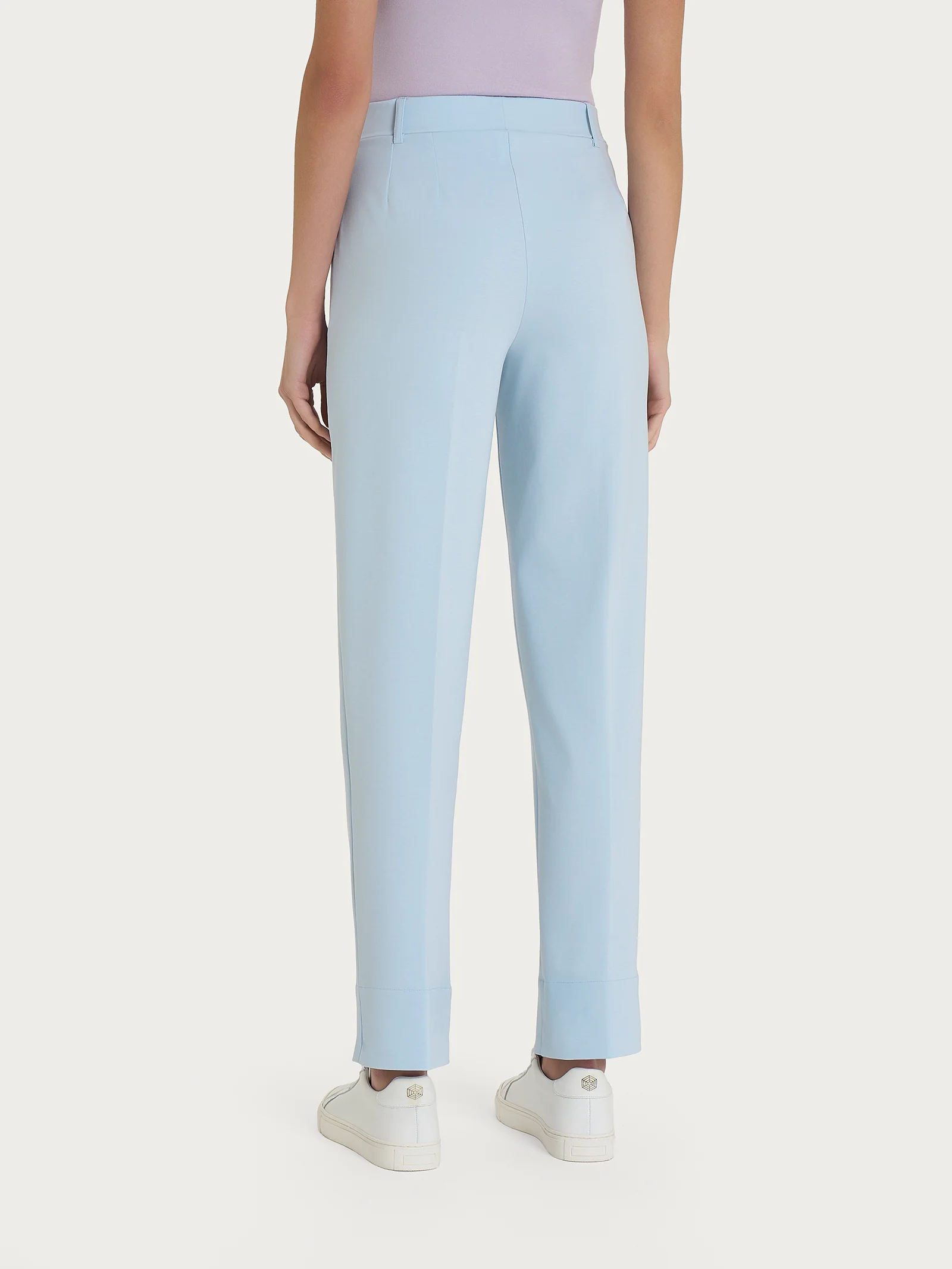 Pantalone a carota con tasche in Compact Light - Skyway - Image 5