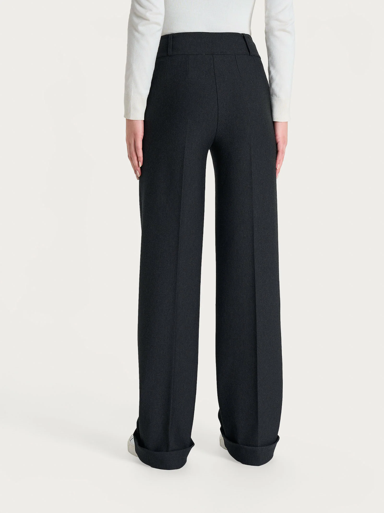 Pantalone ampio con tasche e pinces in Compact - Oscuro Mel. - Image 4