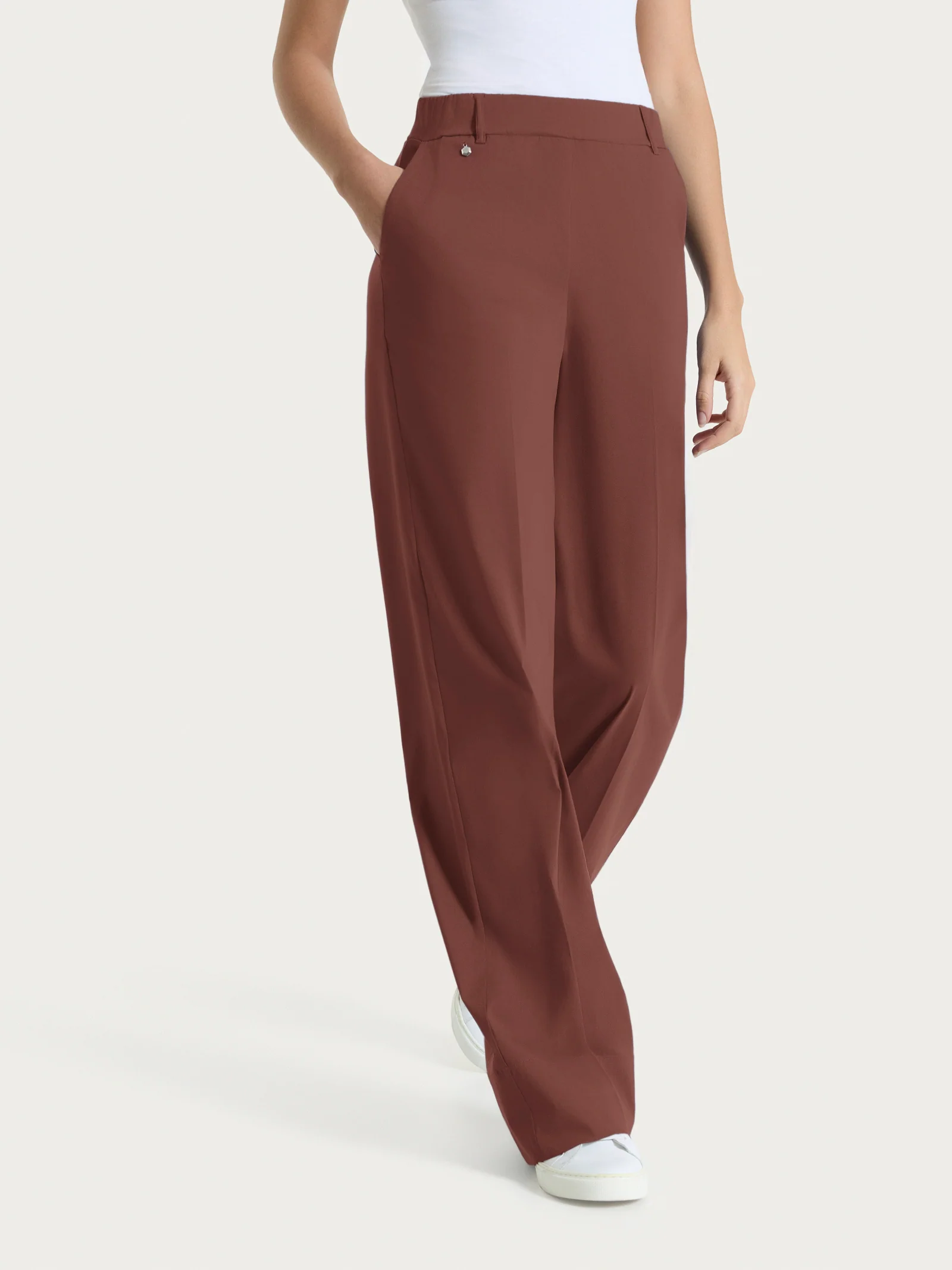 Pantalone ampio con tasche e risvolto in Super Fresh - Cappuccino