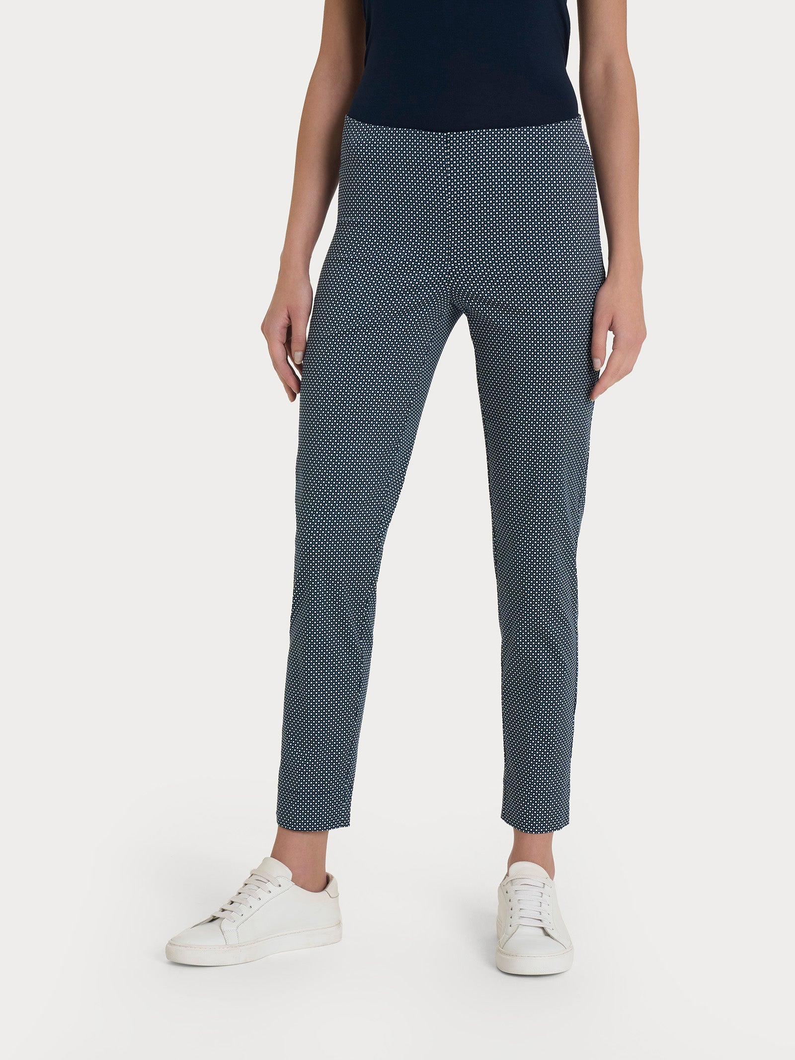 Pantalone capri con spacchetti e micro pattern in Satin Power - Fant. Dawn Blue