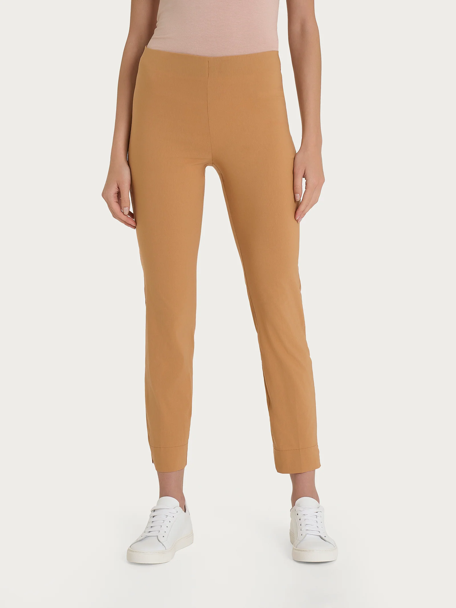 Pantalone capri con spacchetti in Super Fresh - Biscuit
