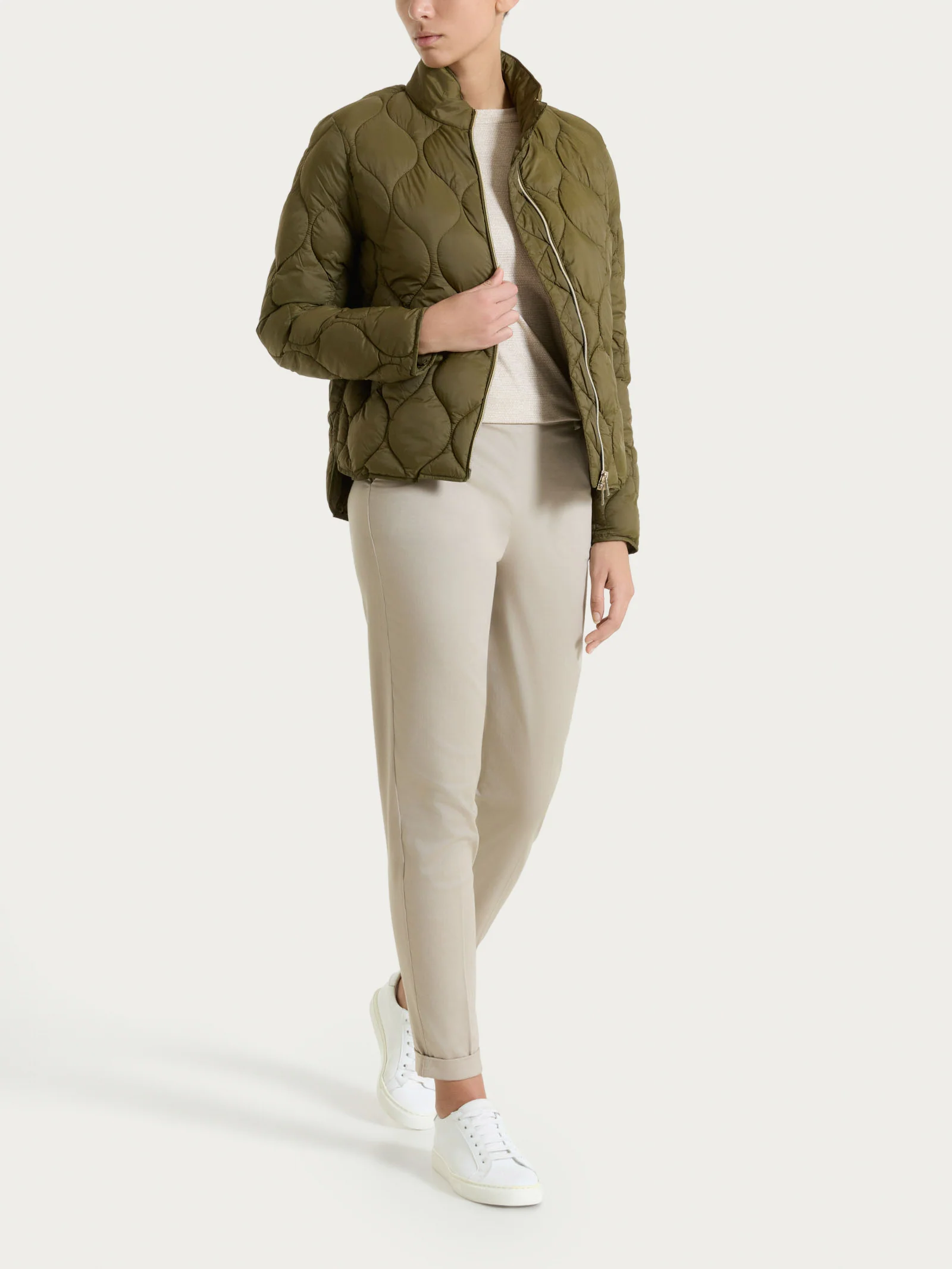 Pantalone chino slim con tasche in Satin Power - Crockery - Image 7