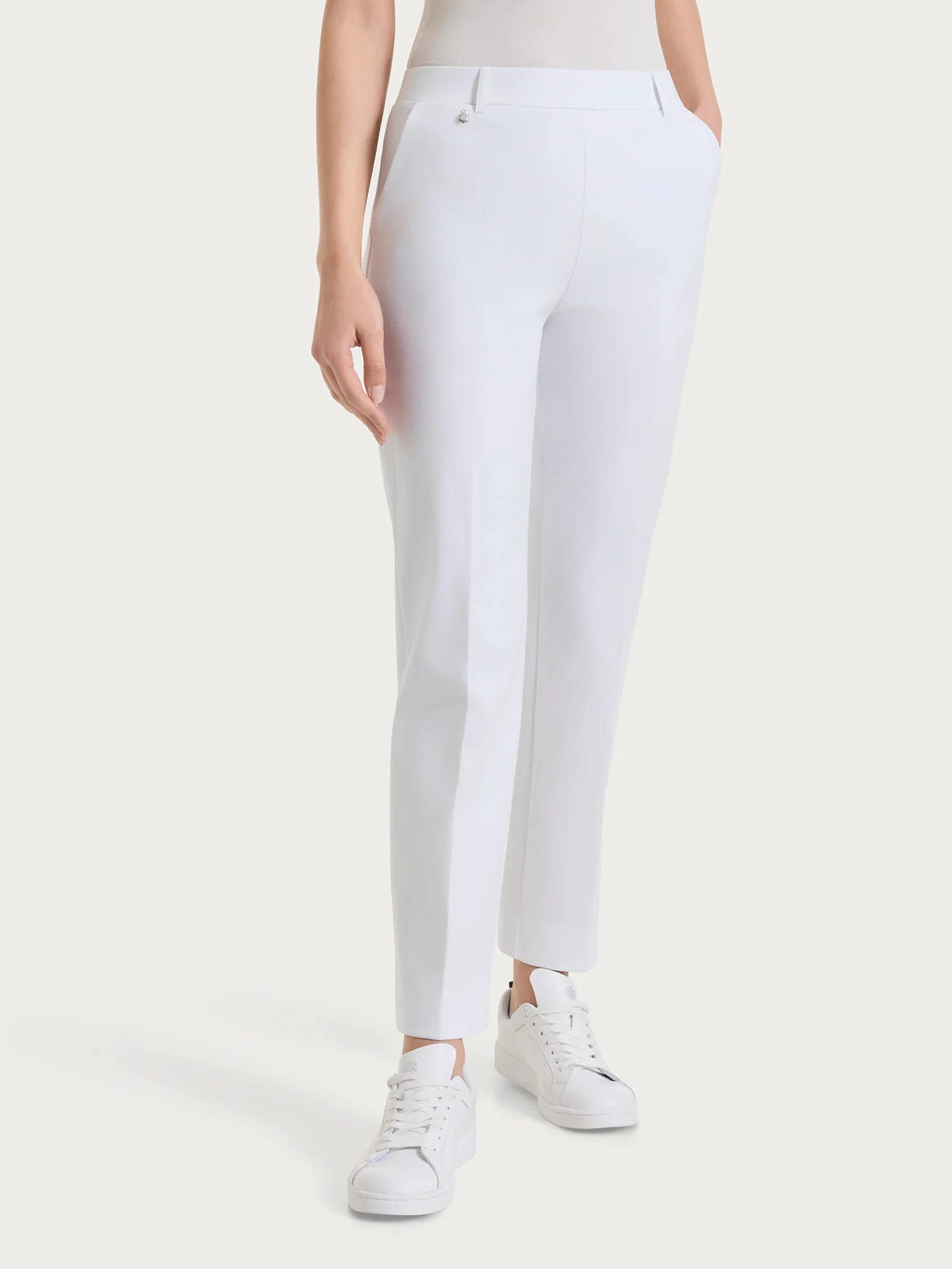 Pantalone dritto con tasche in Compact Light - Bianco