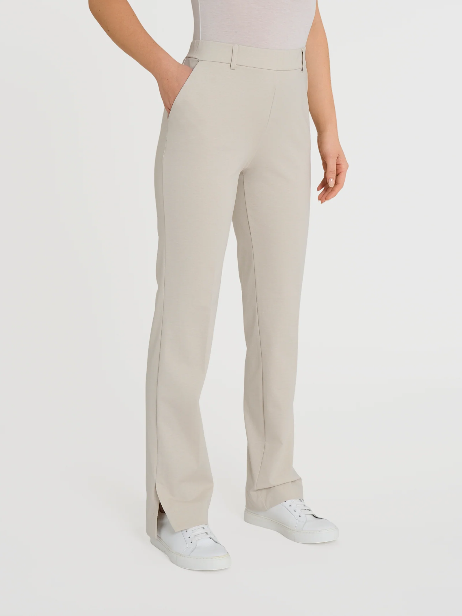 Pantalone dritto con tasche in Compact Light - Champignon