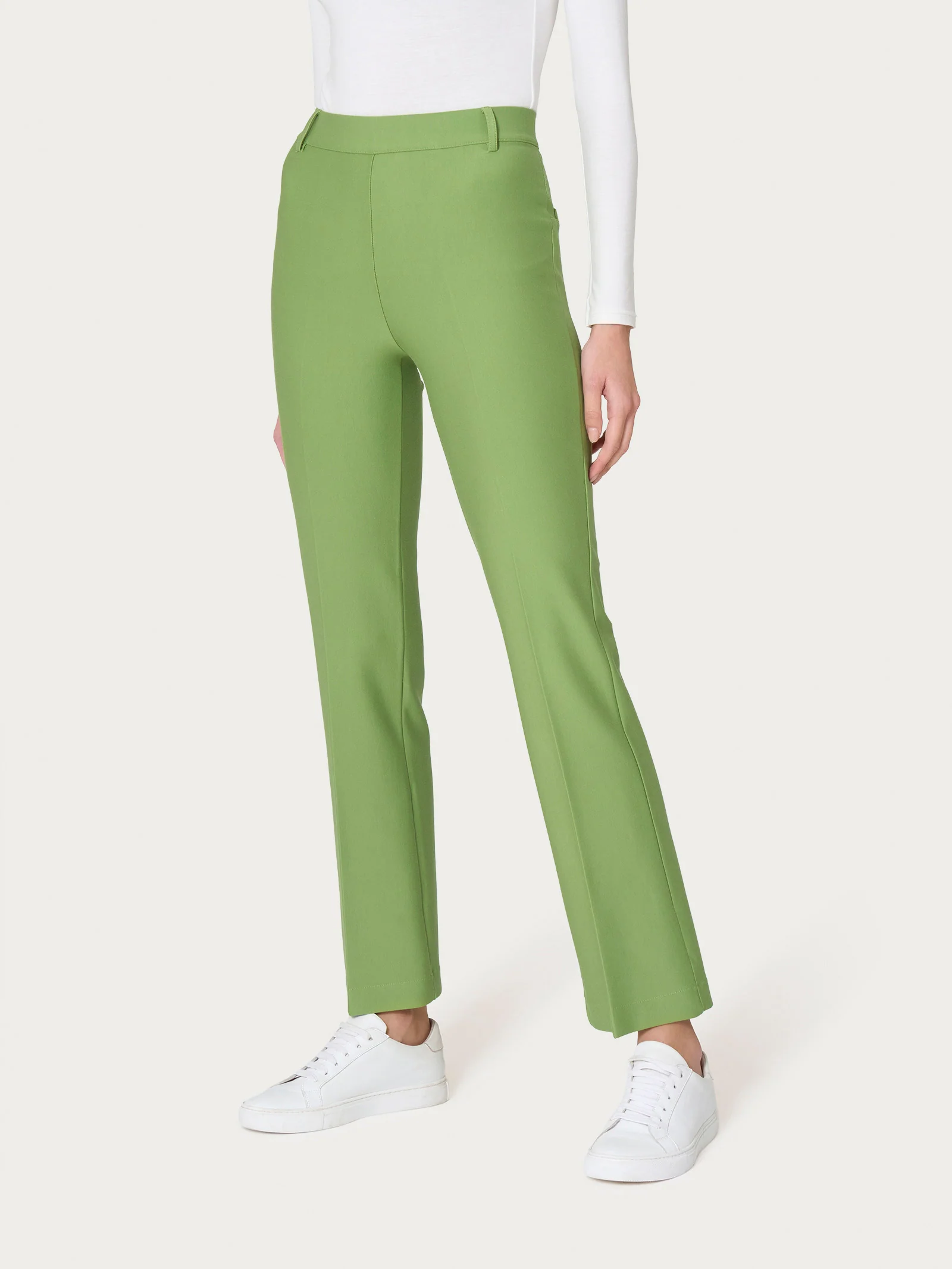 Pantalone flare alla caviglia in Compact - Piquant Green