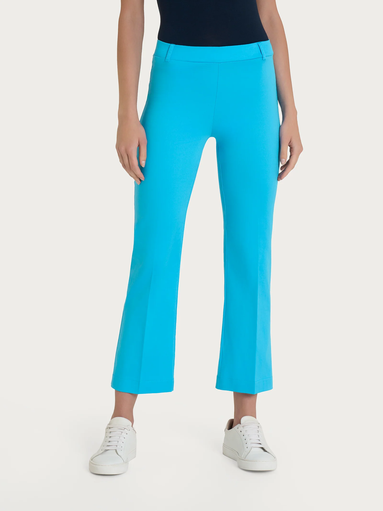 Pantalone flare alla caviglia in Satin Power - Aquarius