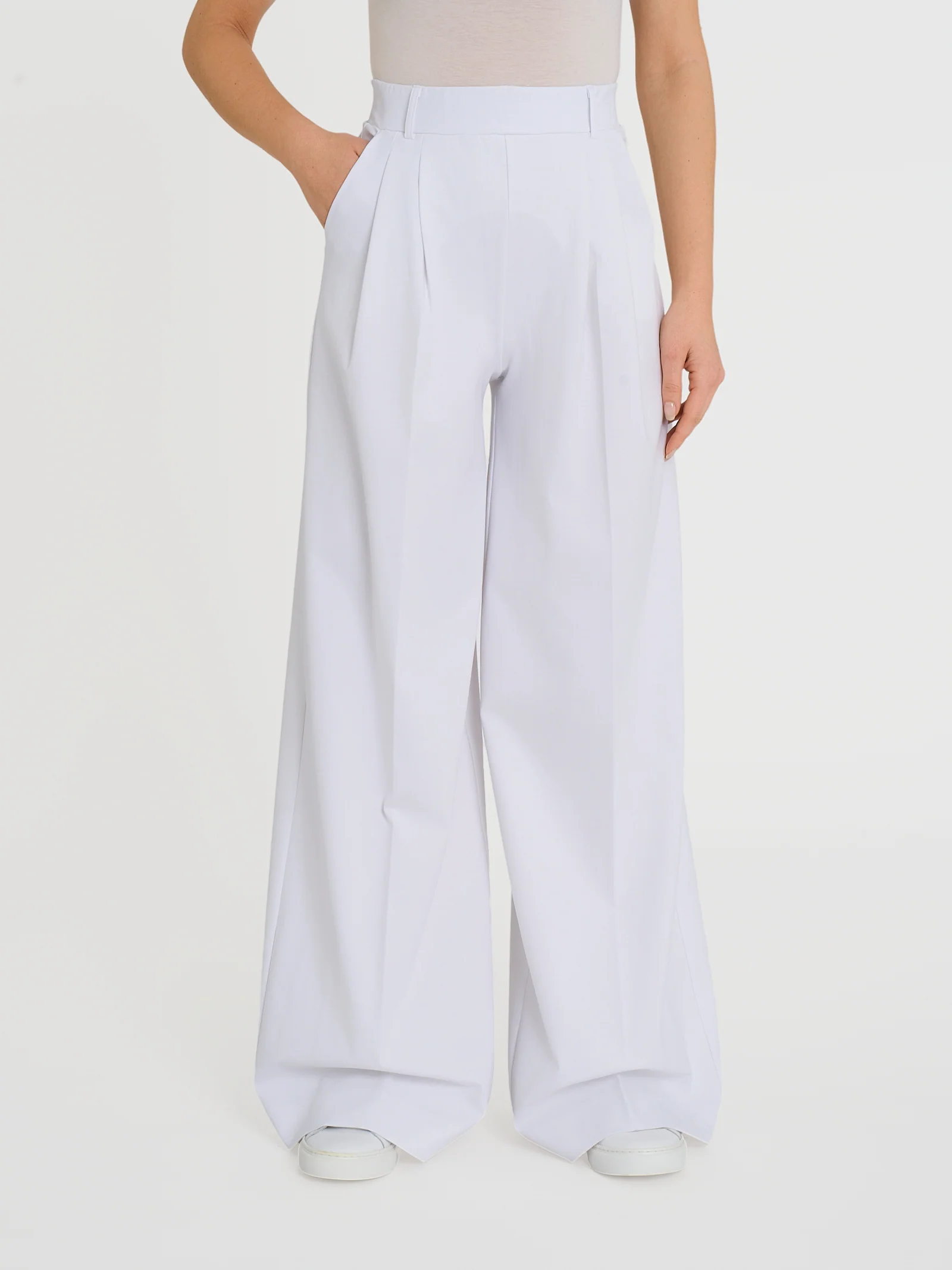 Pantalone lungo a palazzo con tasche e pinces in Compact Light - Bianco