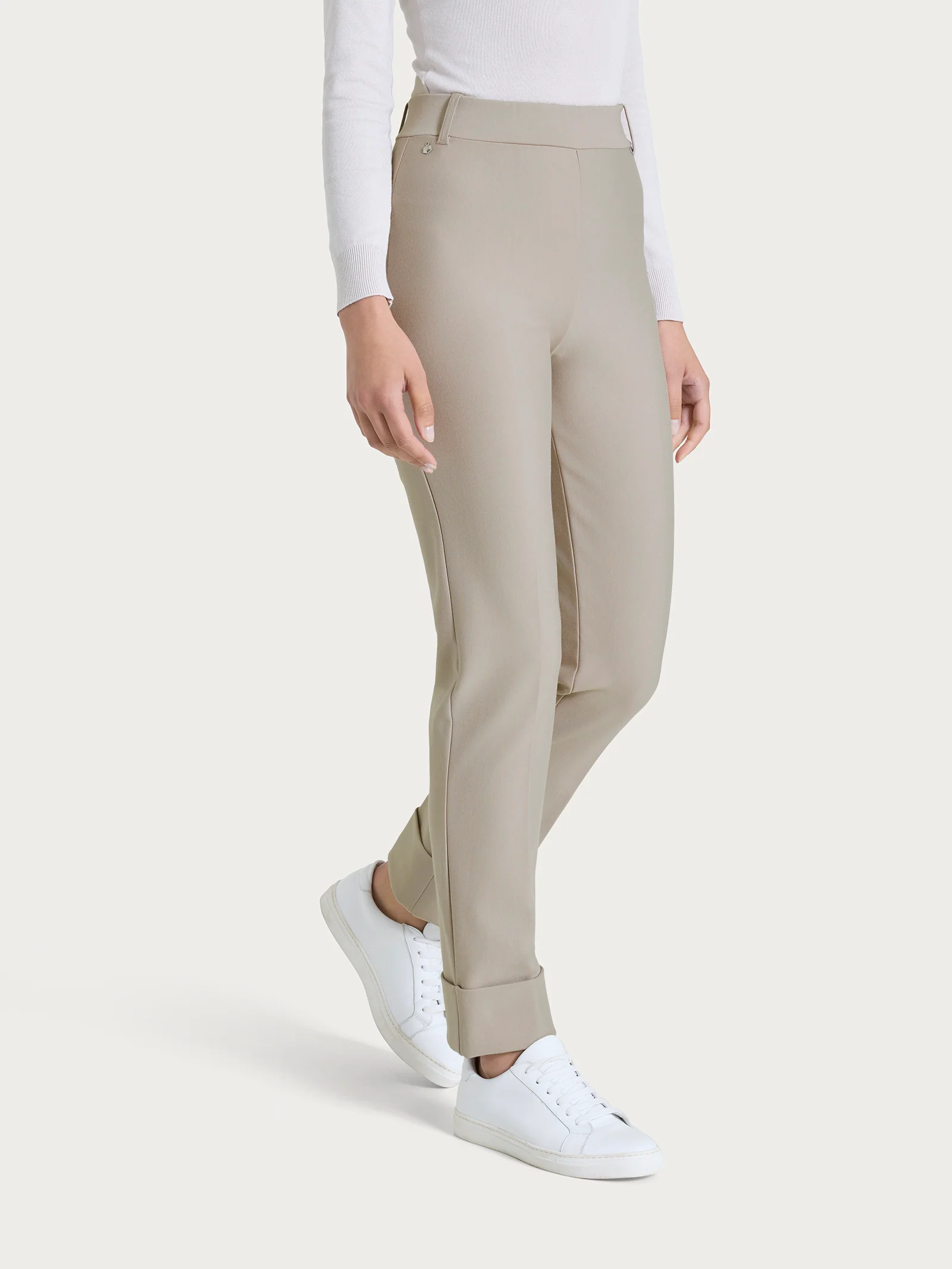 Pantalone slim dritto in Compact - String