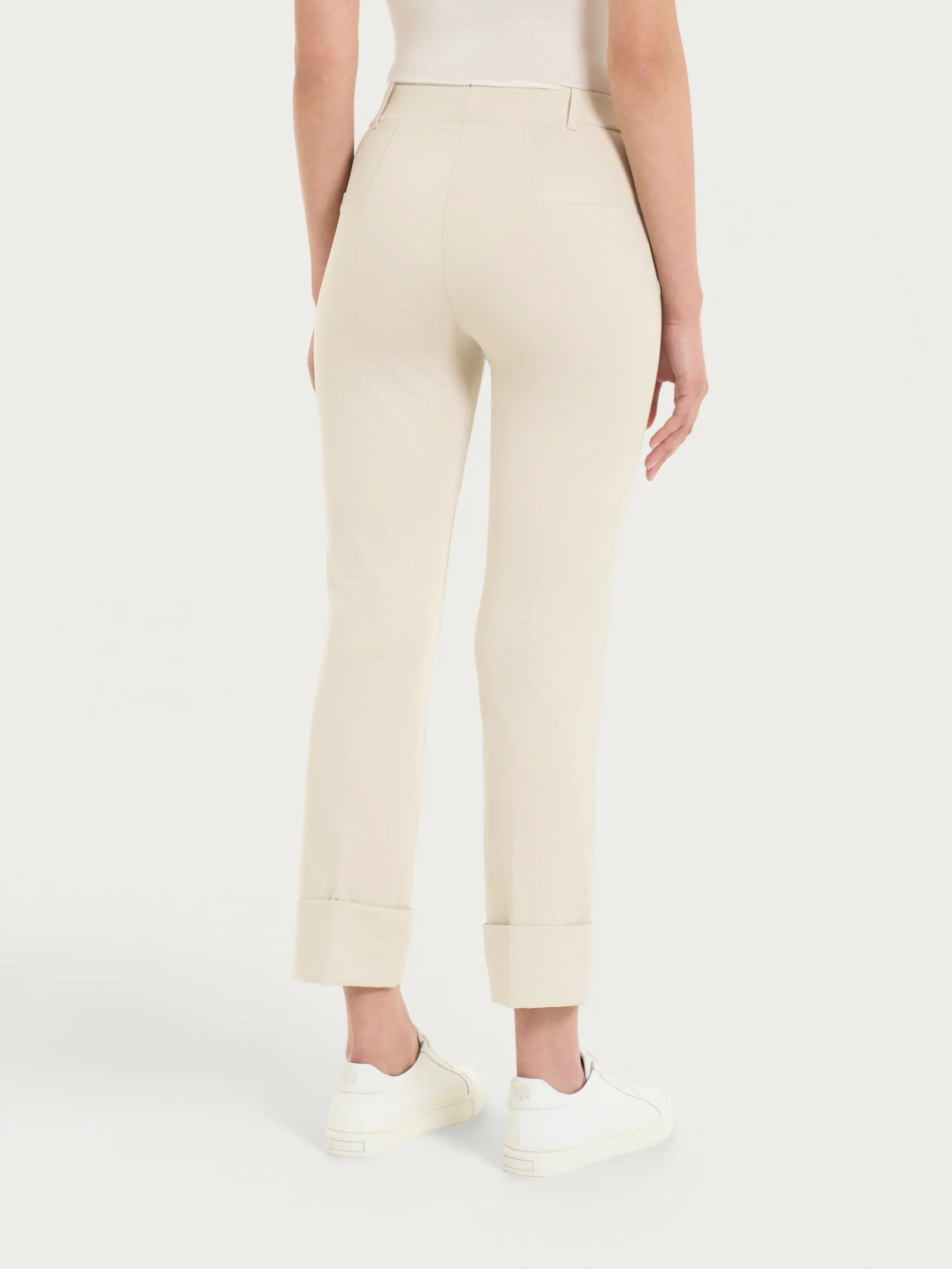 Pantalone slim dritto in Compact Light - Champignon - Image 2