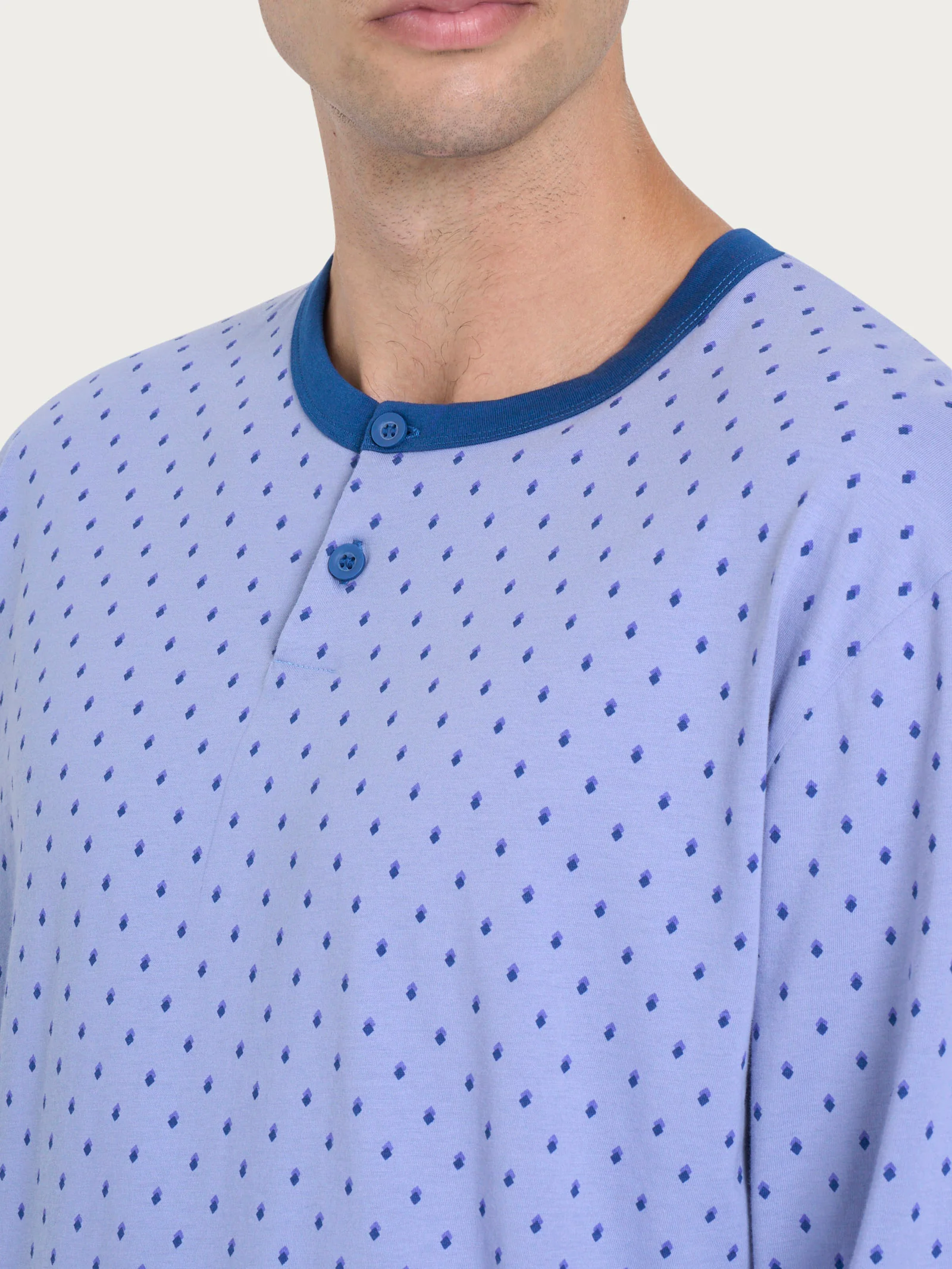 Pigiama a serafino con stile geometrico in Jersey di Cotone 58-60 - Fant. Purple Impression - Image 3