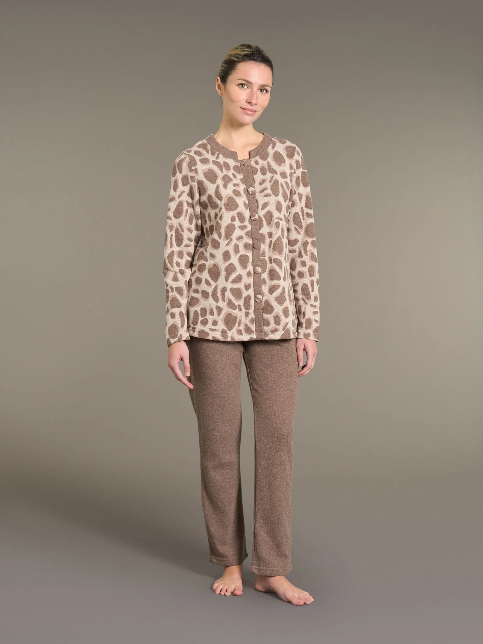 Pigiama aperto con fantasia animalier in cotton eco pile - Fant.Caffe'