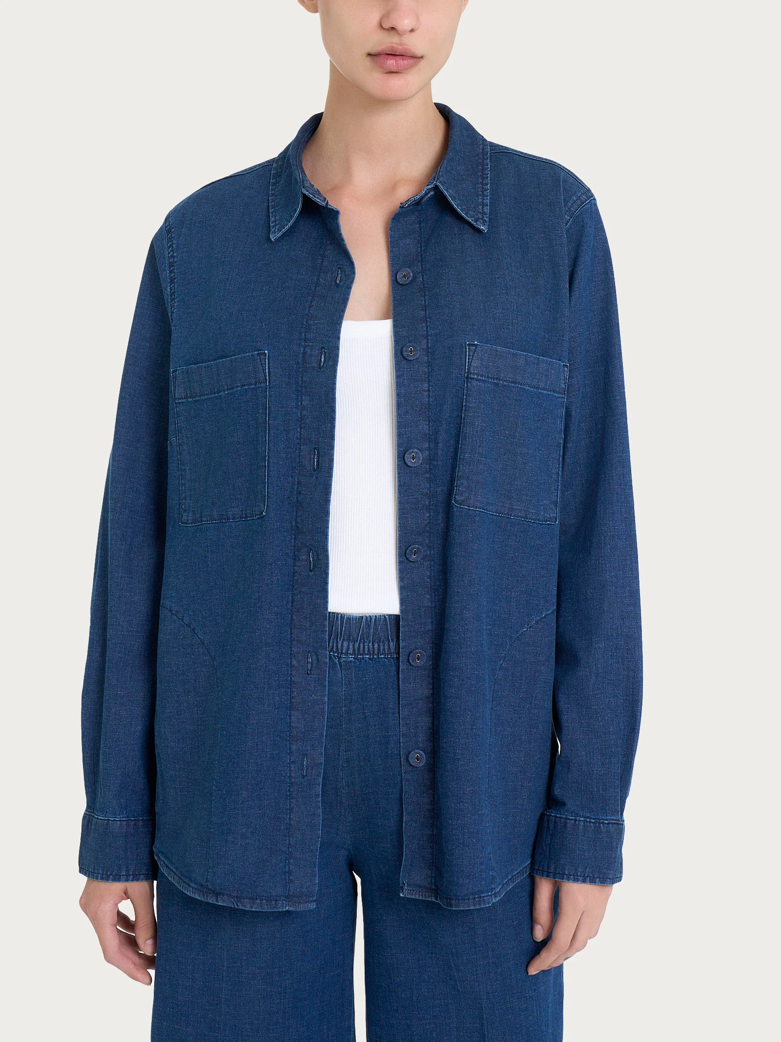 Shacket in Super Light Denim - Indigo - Image 5