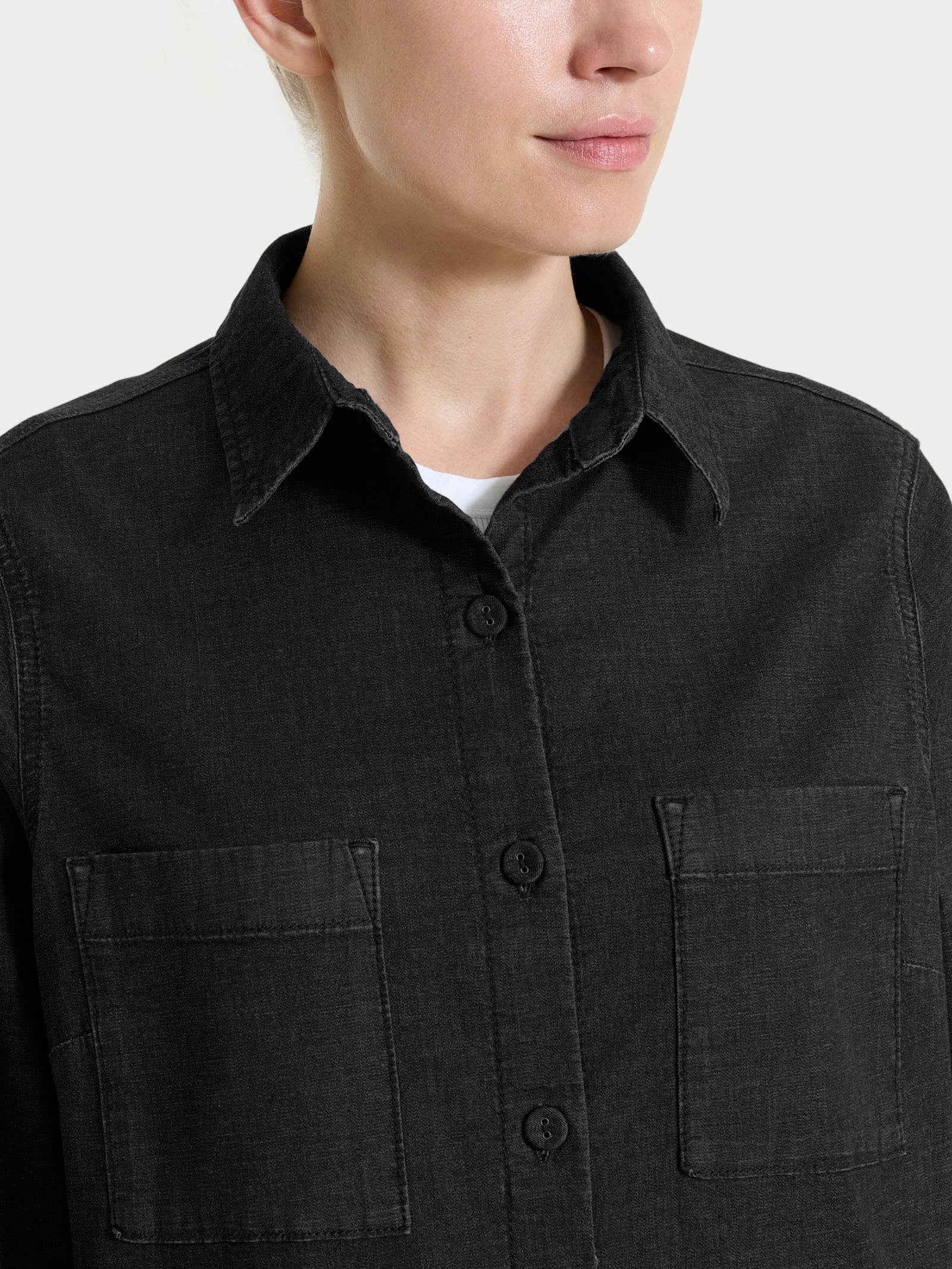 Shacket in Super Light Denim - Gray Black - Image 3