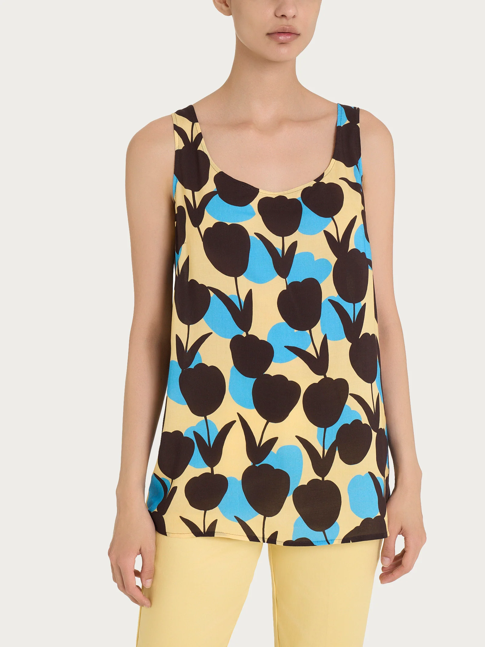 Top smanicato con macro tulips pattern in Ecoseta - Fant. Azure Blue